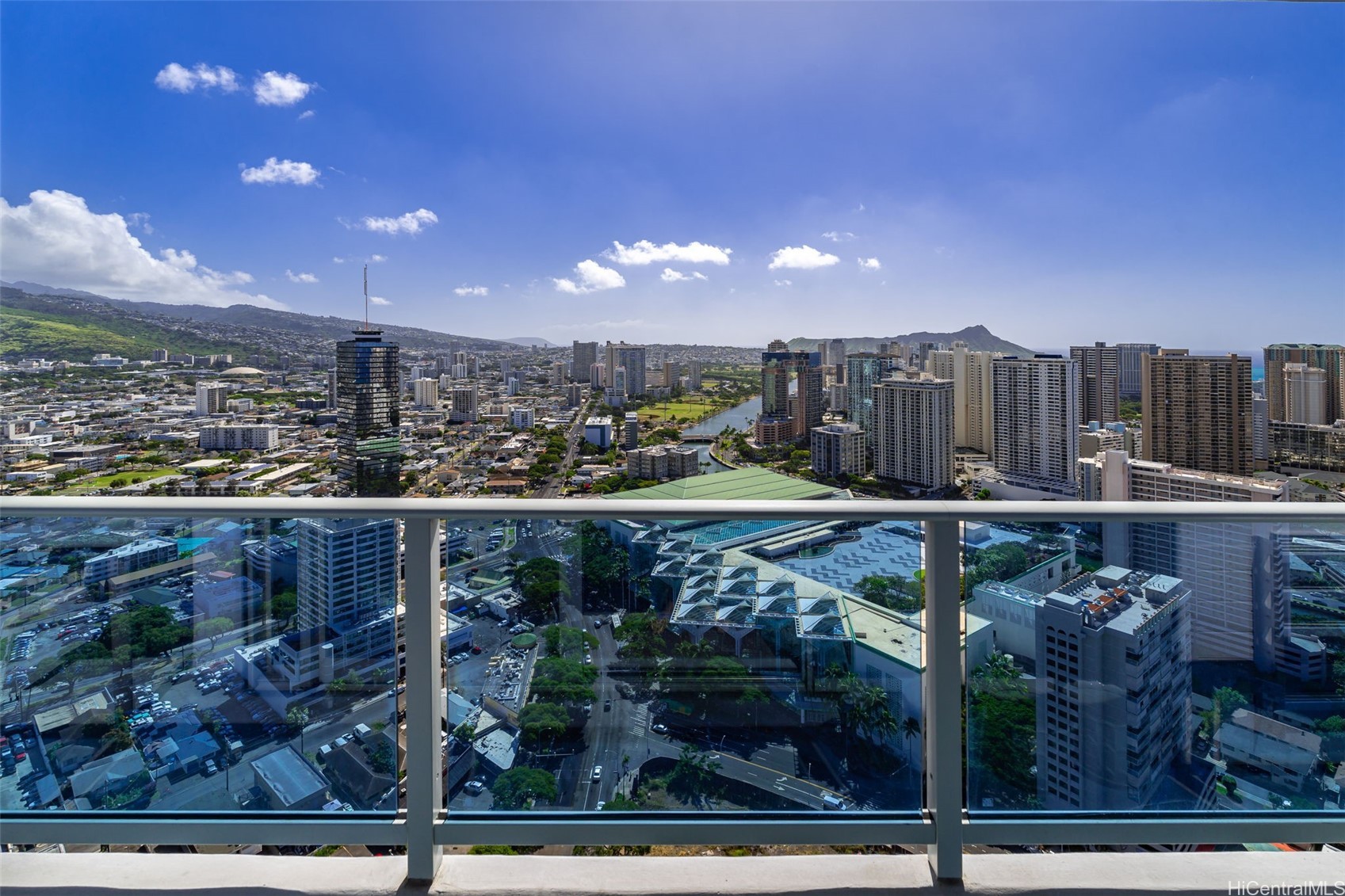 1631 Kapiolani Boulevard 4106 — photo
