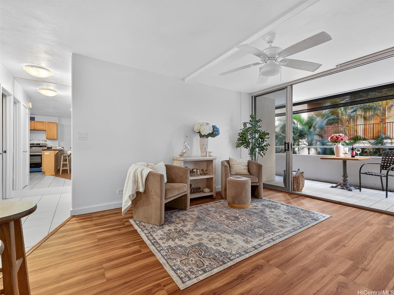 430 Kaiolu Street 207 — photo