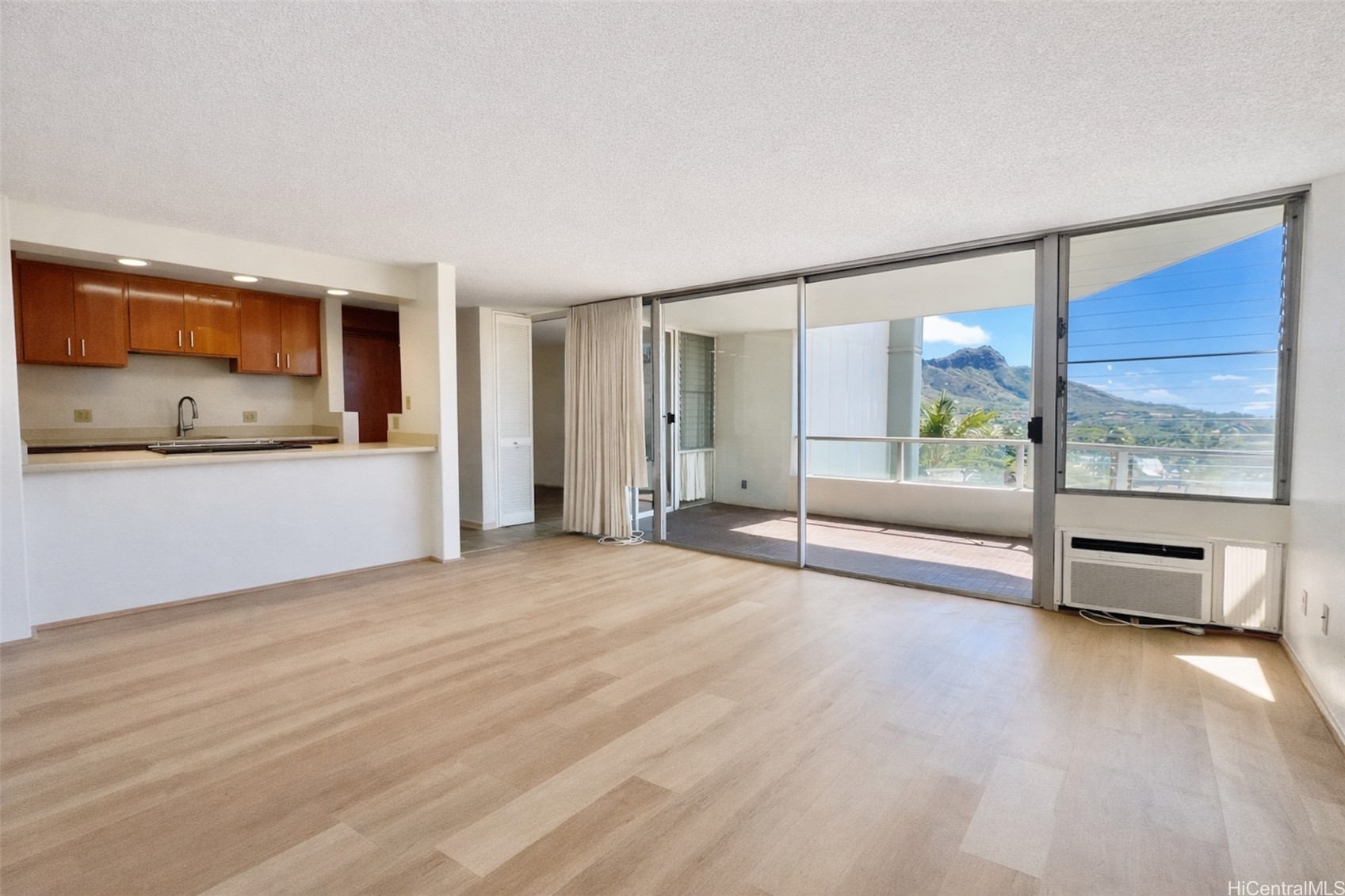 2600 Pualani Way 904 — photo