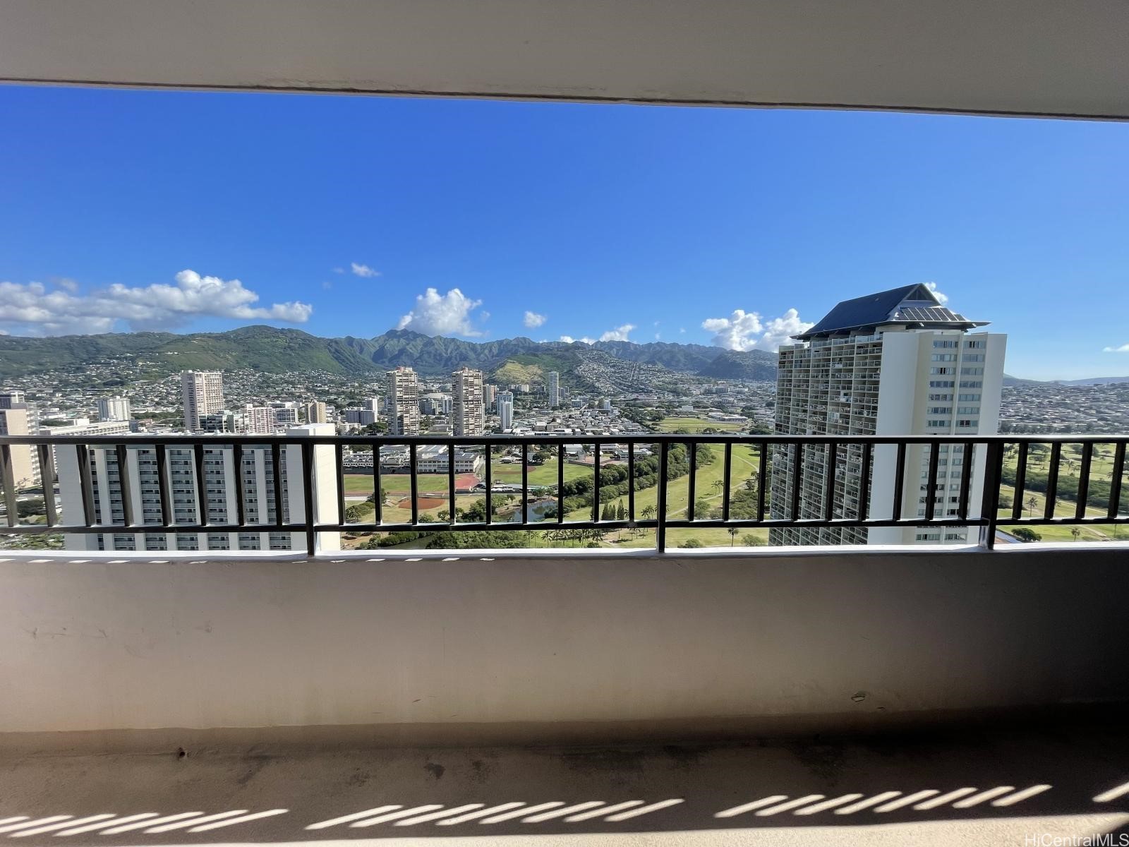 2240 Kuhio Avenue 3202 — photo