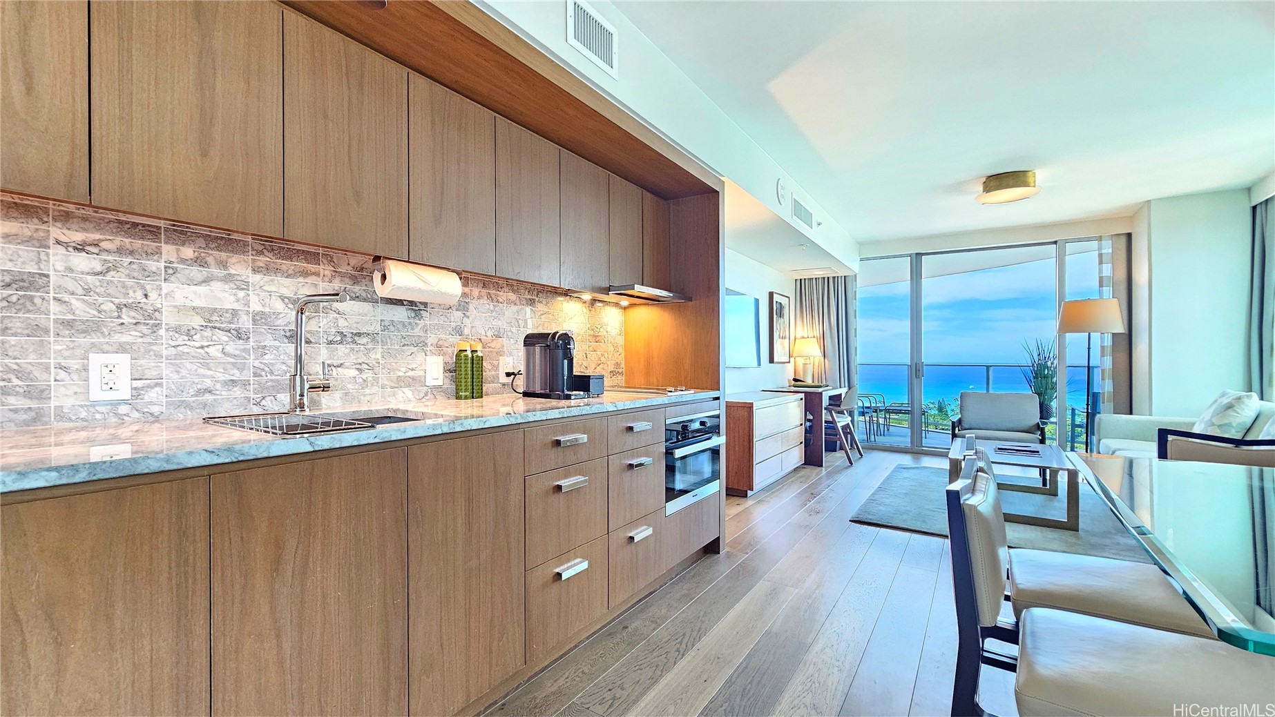 2139 Kuhio Avenue 2401 — photo