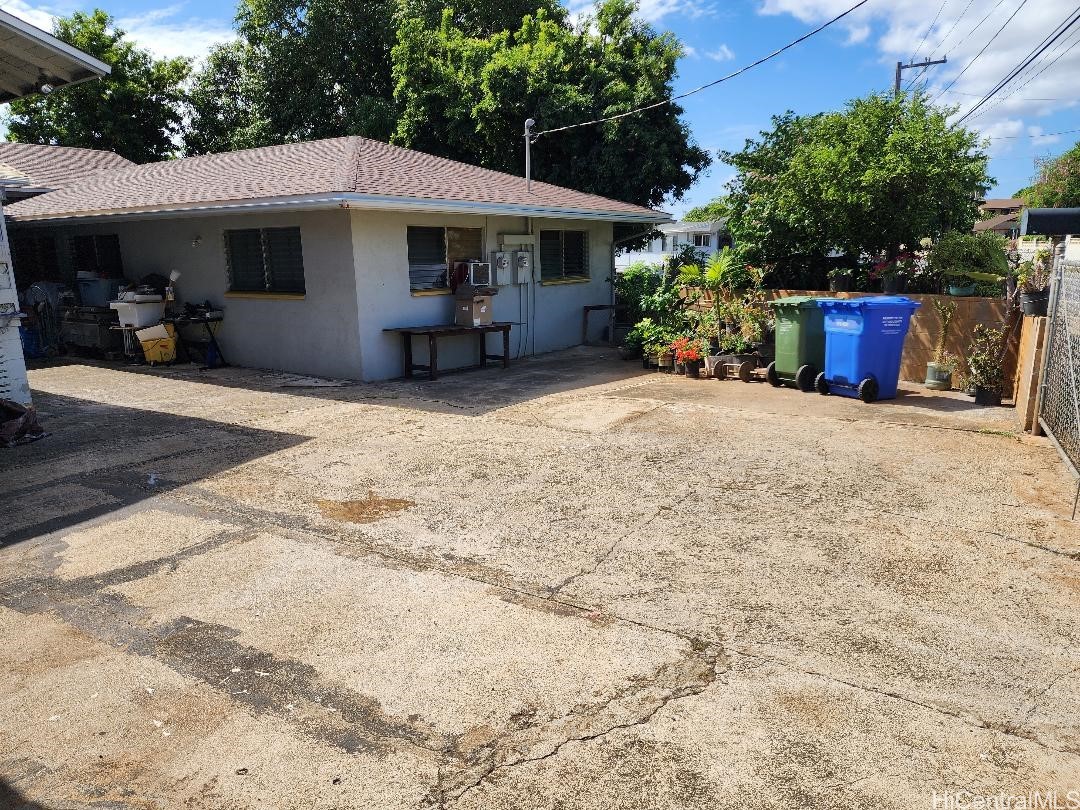 94-1311 Waipahu Street — photo