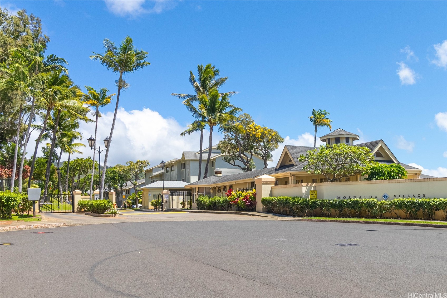 1337 Moanalualani Way #11B — photo