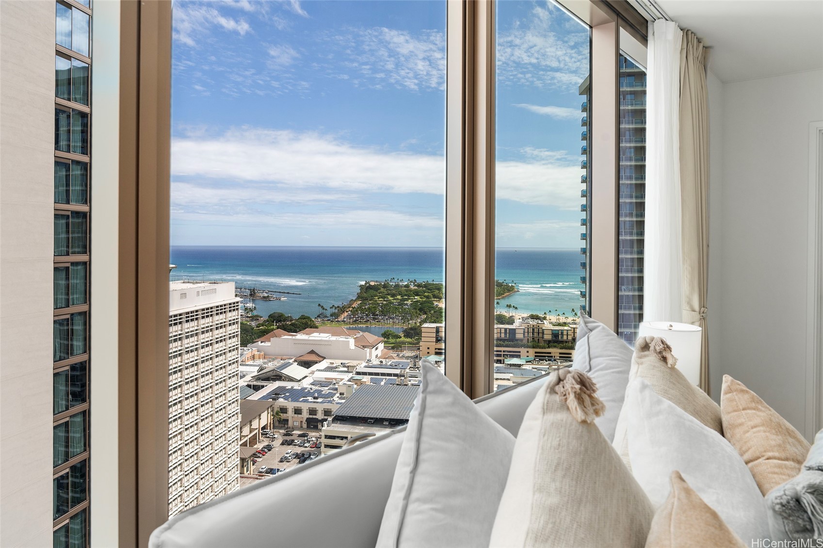 1388 Kapiolani Boulevard 3309 — photo