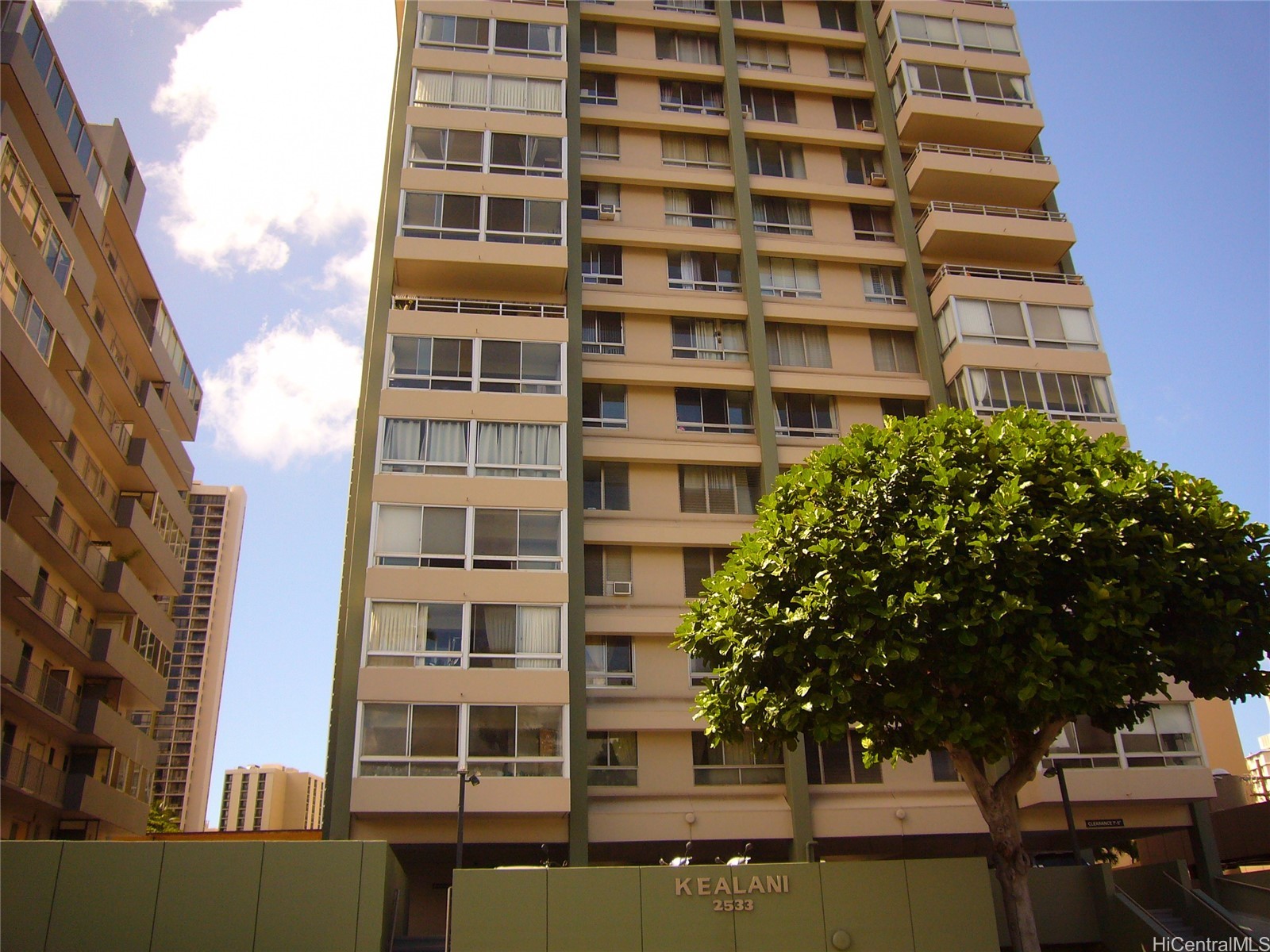 2533 Ala Wai Boulevard 601 — photo