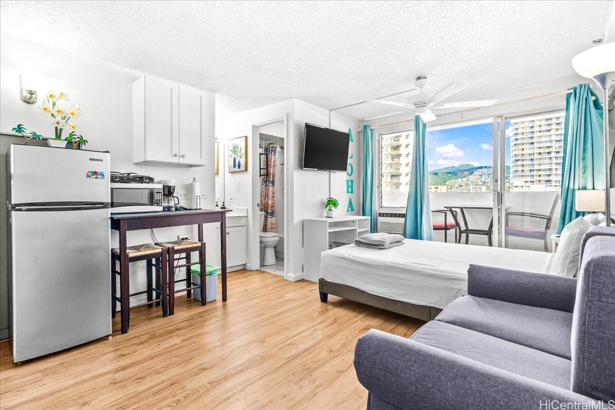 2463 Kuhio Avenue 810 — photo
