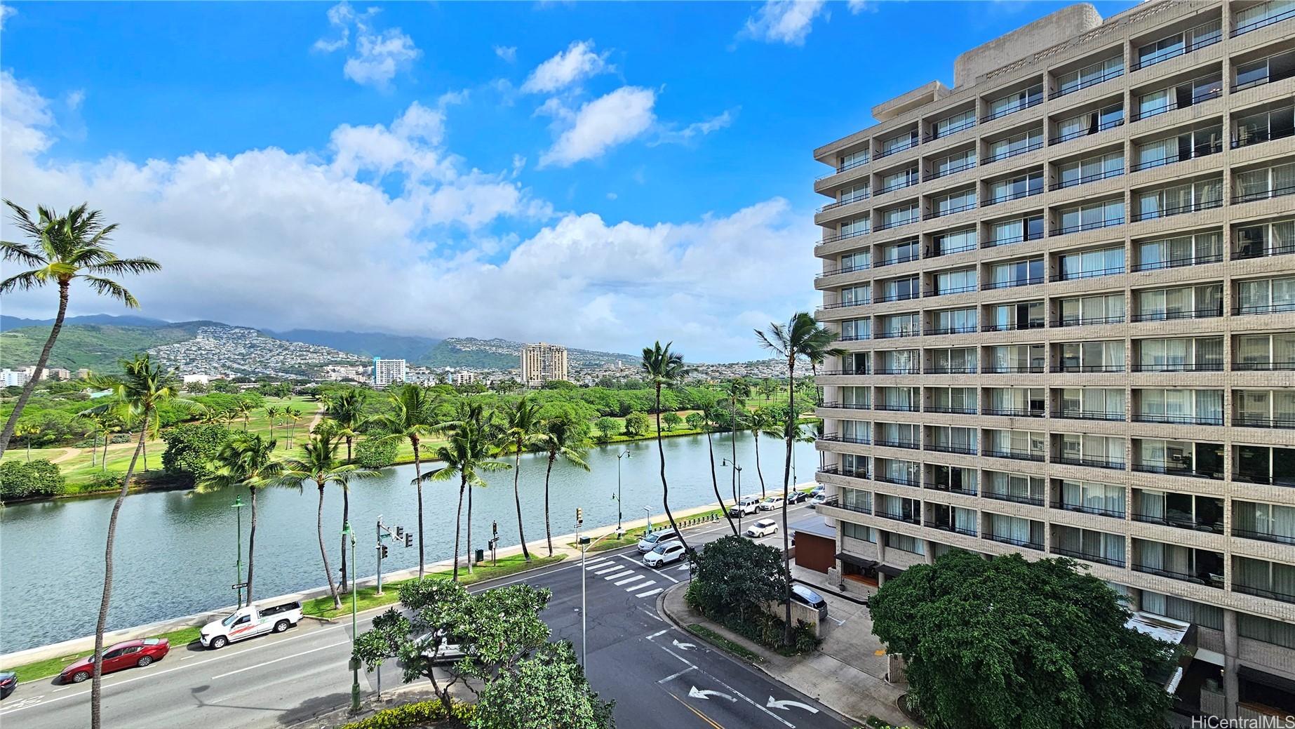 444 Kanekapolei Street 610 — photo