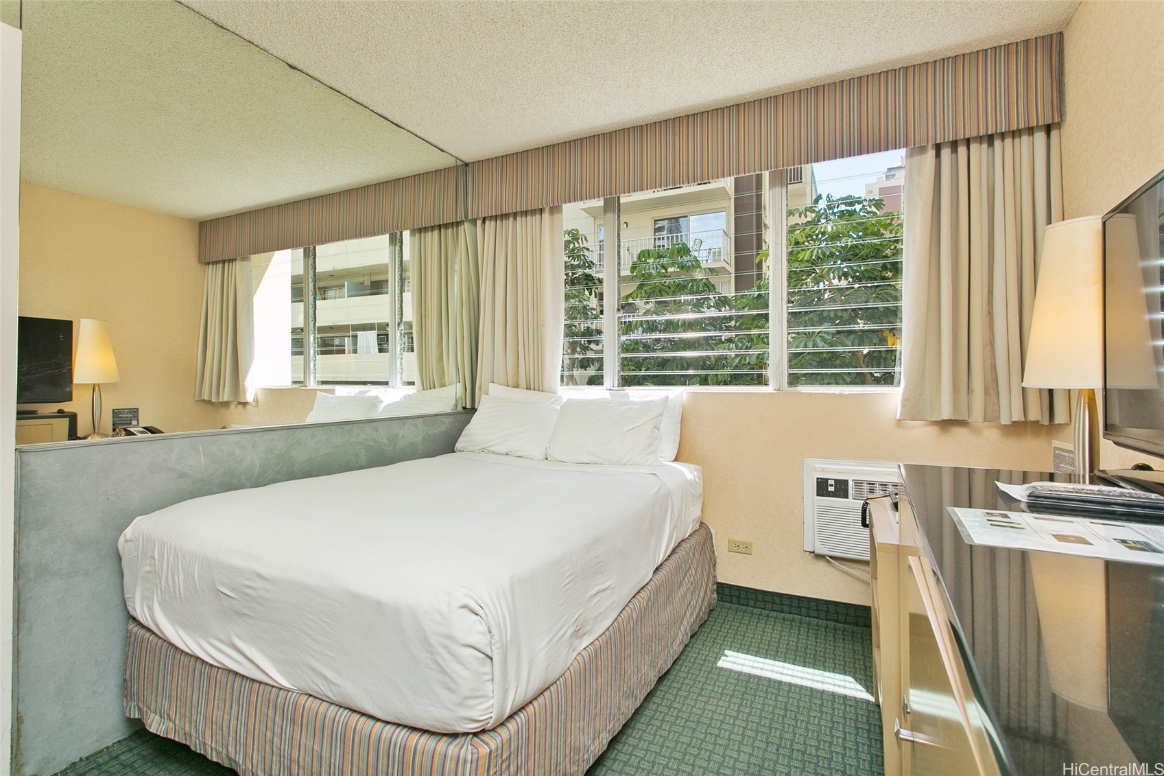 444 Kanekapolei Street 205 — photo