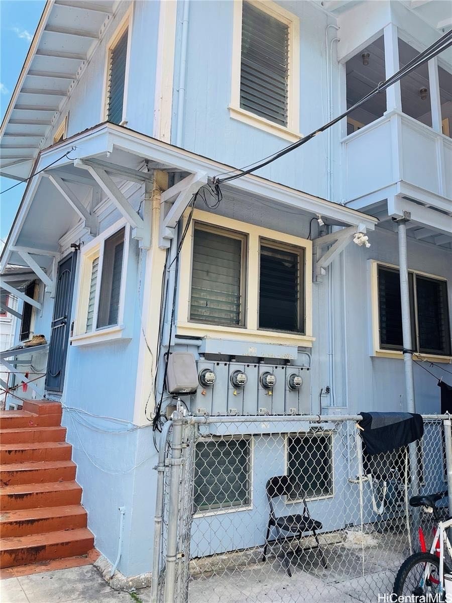 37 Kauila Street a — photo