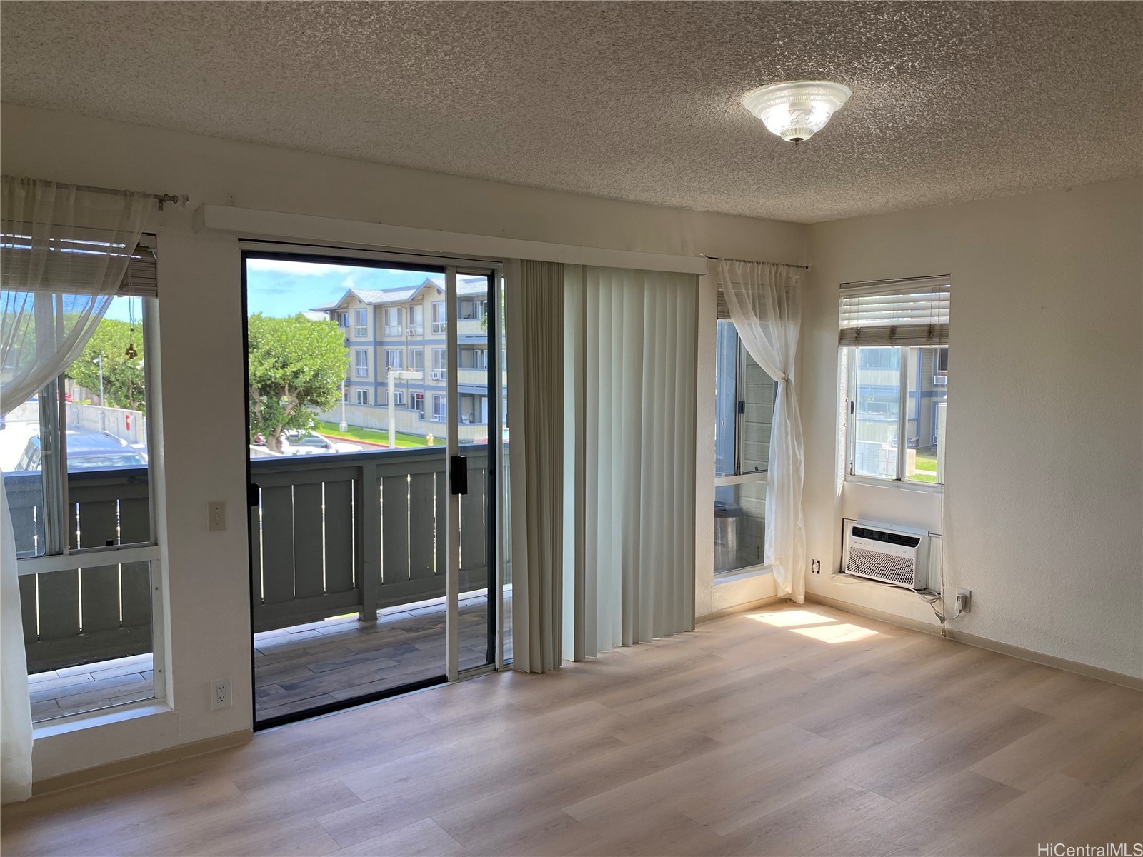 91-238 Hanapouli Circle 27H — photo