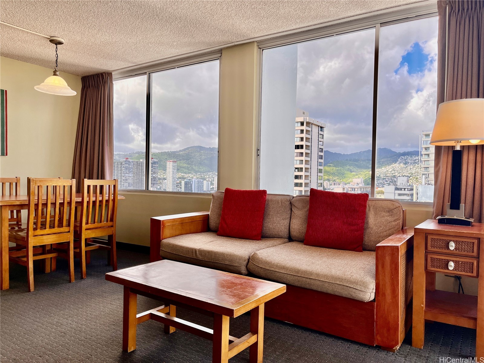 2427 Kuhio Avenue 2207 — photo