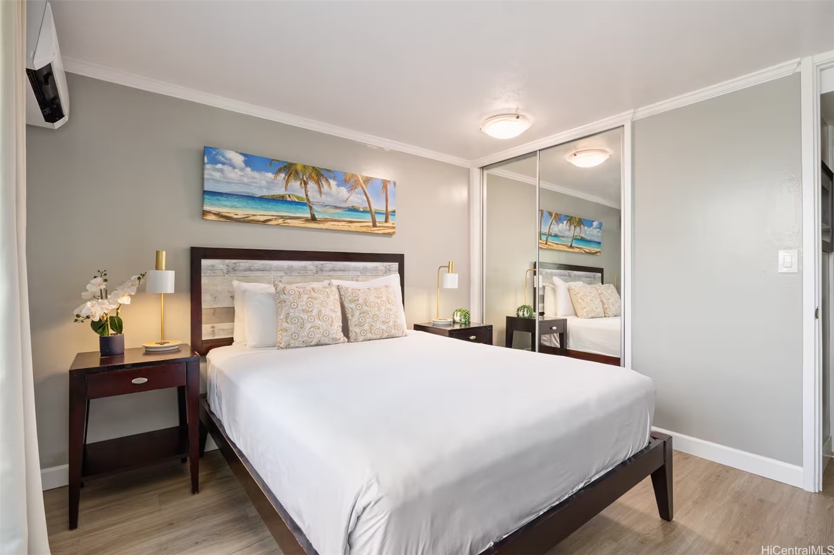 2425 Kuhio Avenue 404 — photo