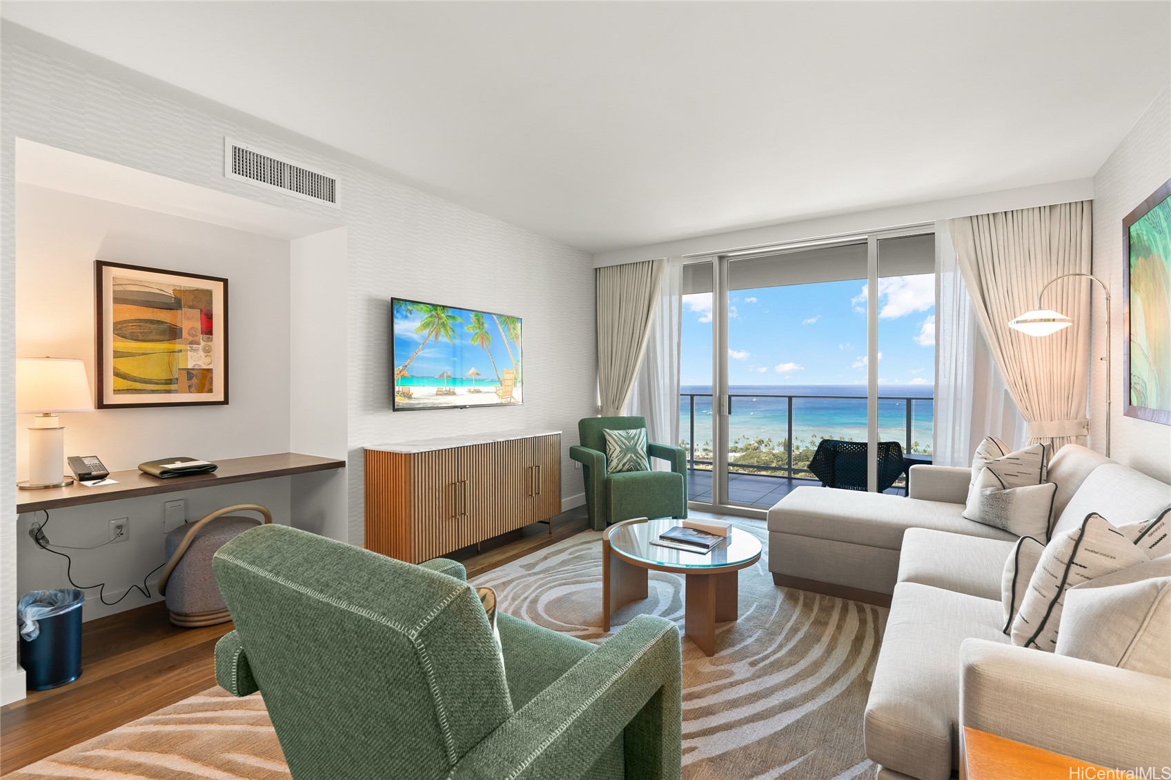 383 Kalaimoku Street E3002 — photo