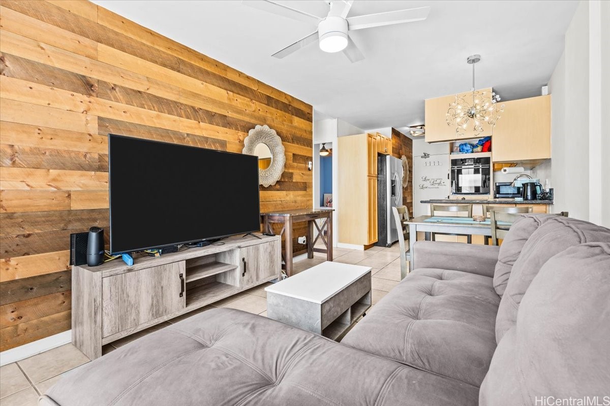 222 Kaiulani Avenue 405 — photo