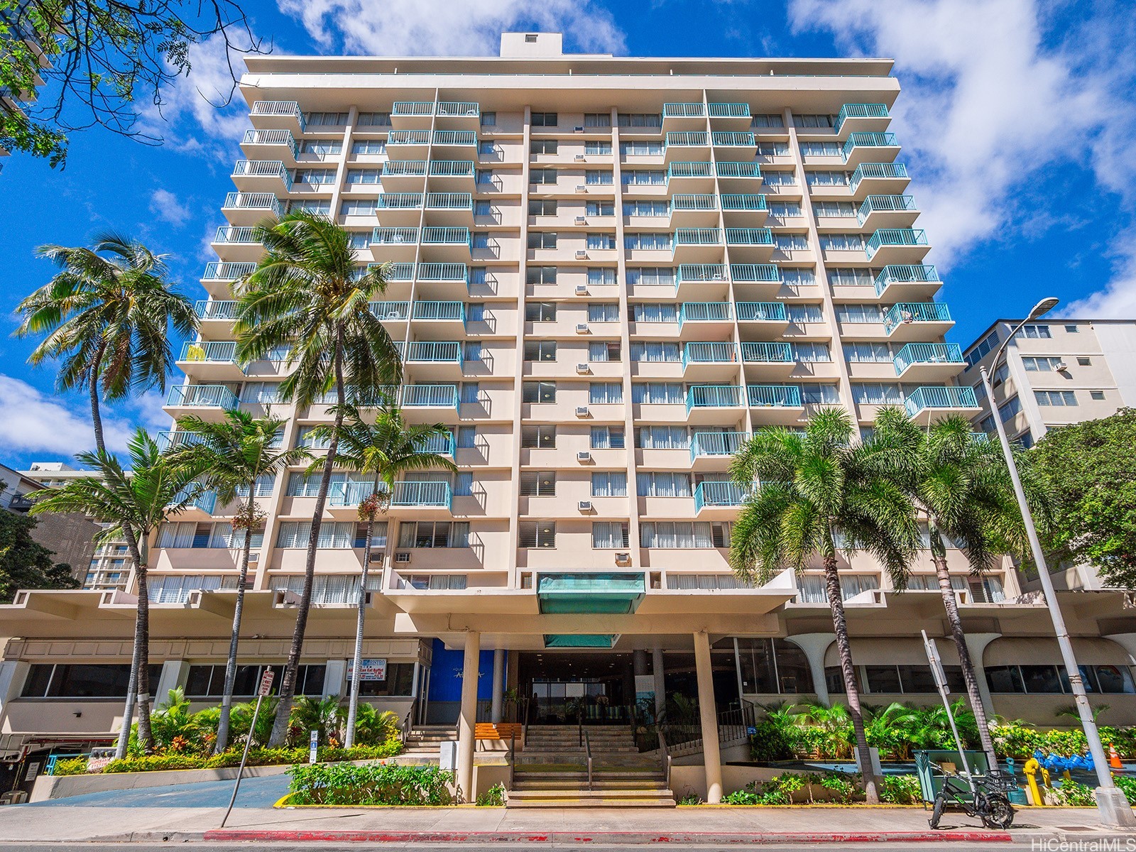 444 Kanekapolei Street 600 — photo