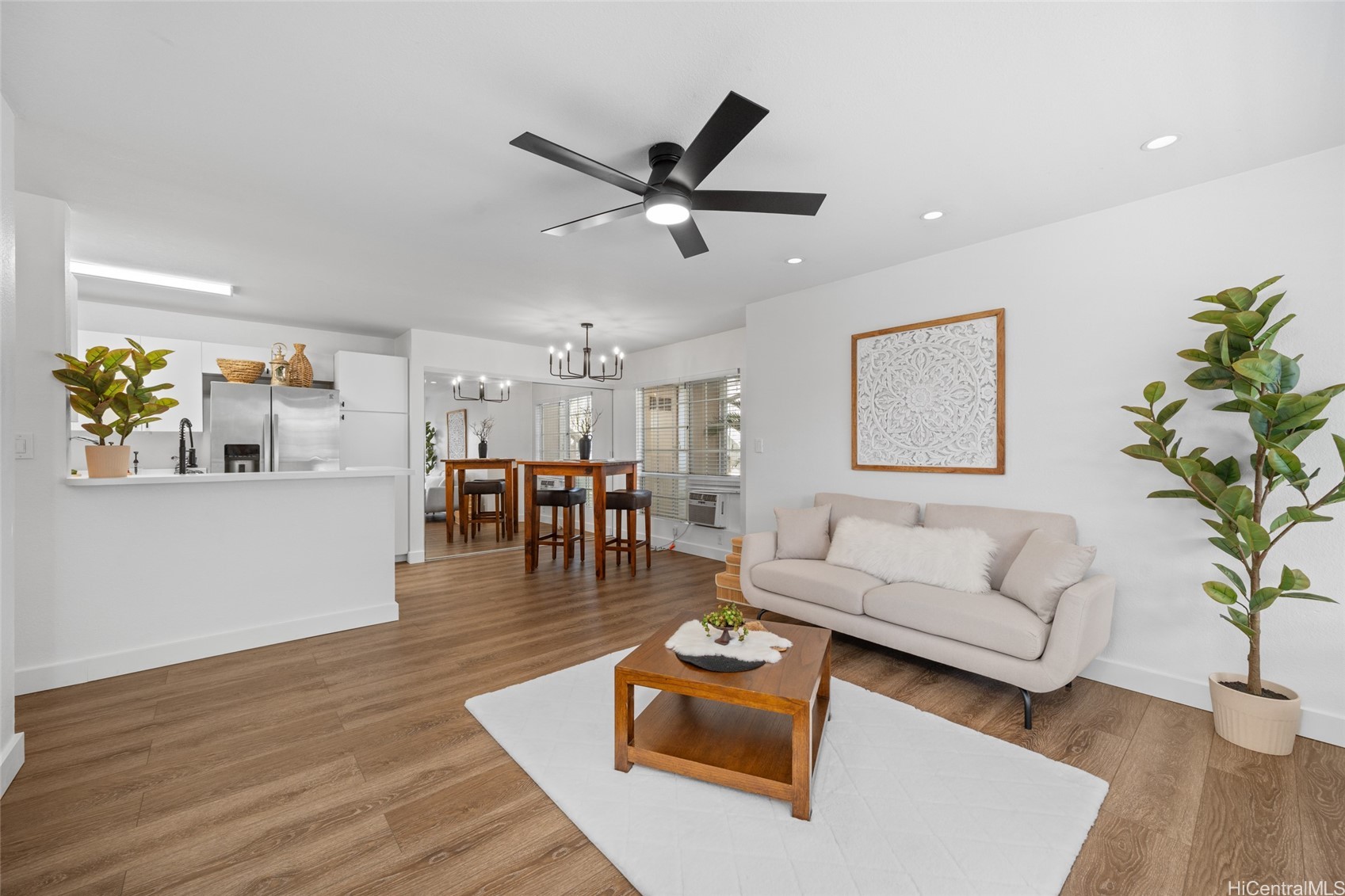306 Mananai Place 4D — photo