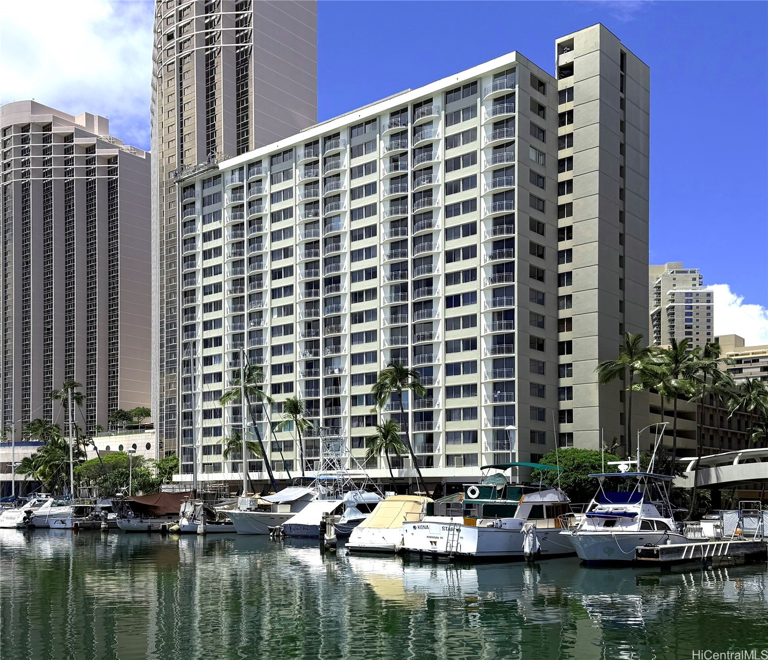 1765 Ala Moana Boulevard 382 — photo