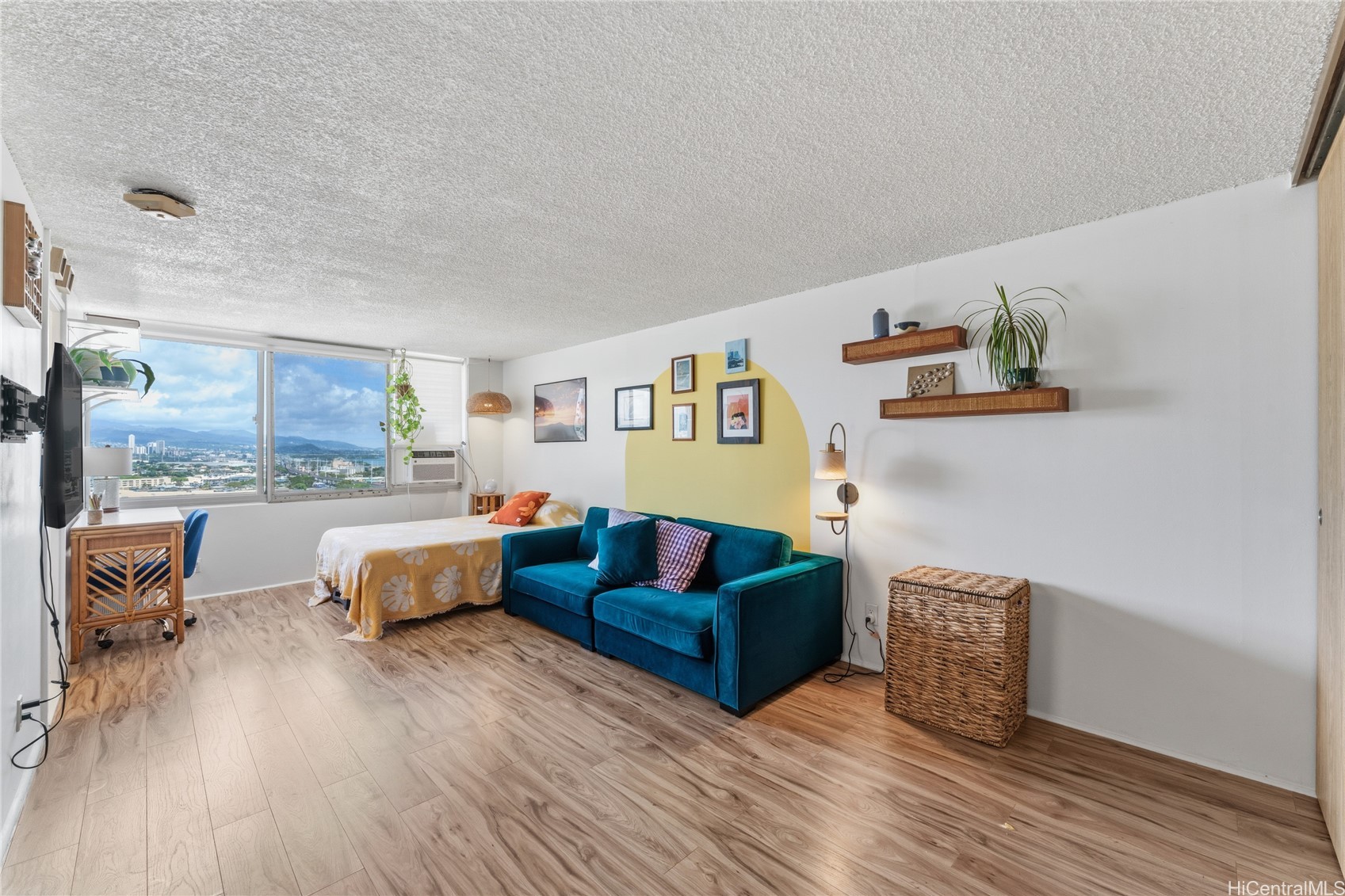 1060 Kamehameha Highway 2205B — photo