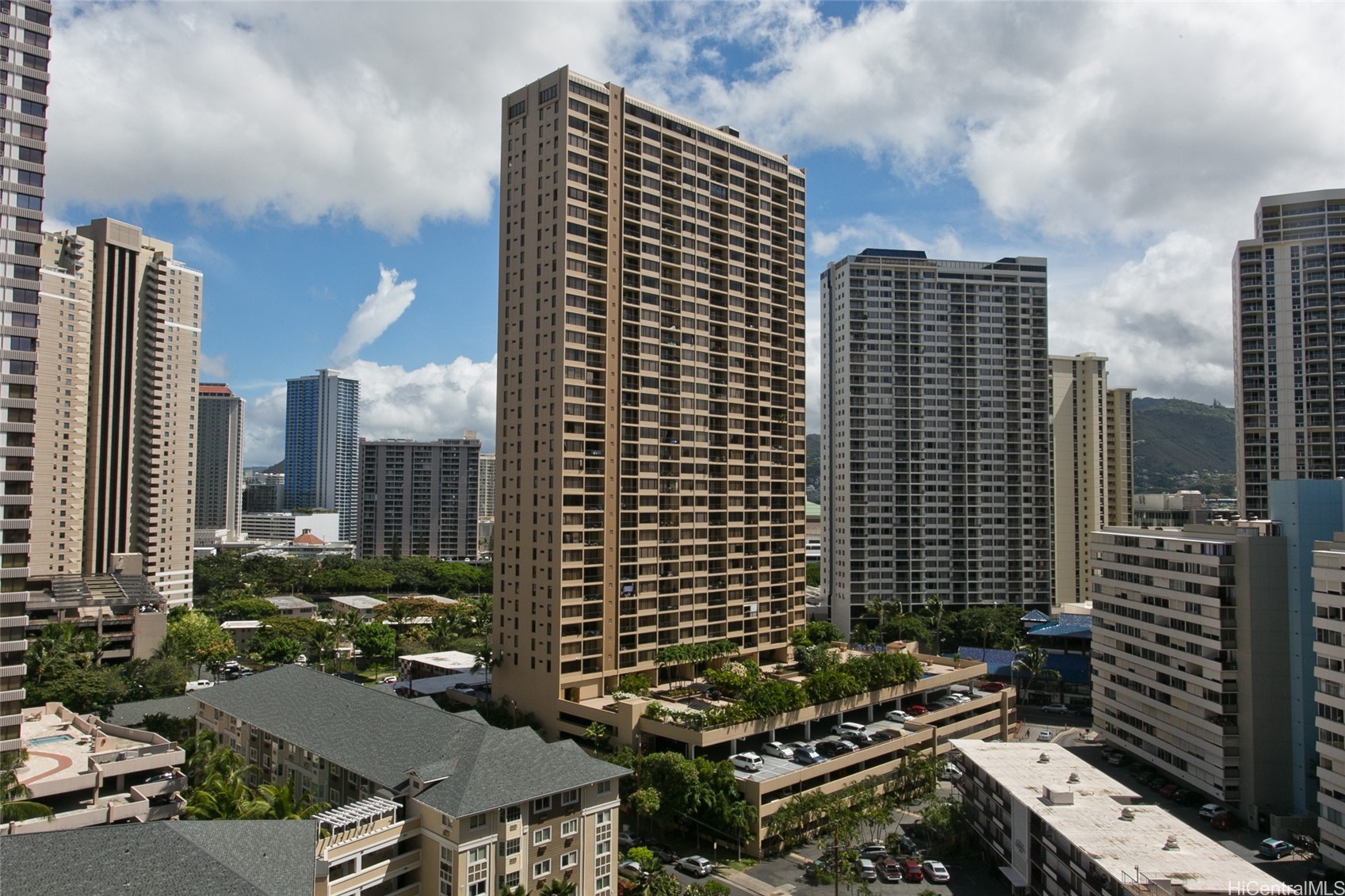 411 Hobron Lane 2905 — photo