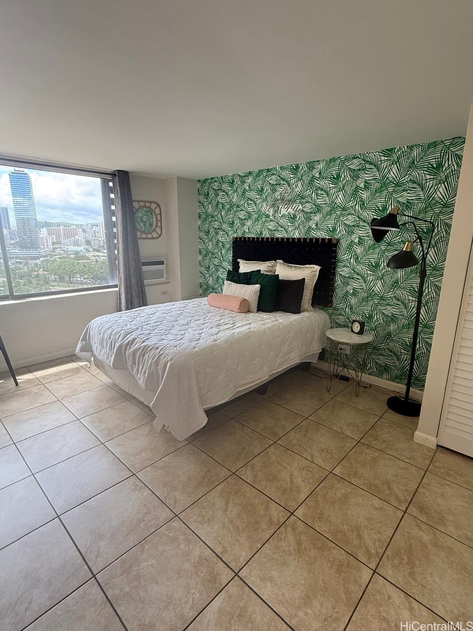 444 Niu Street 1415 — photo