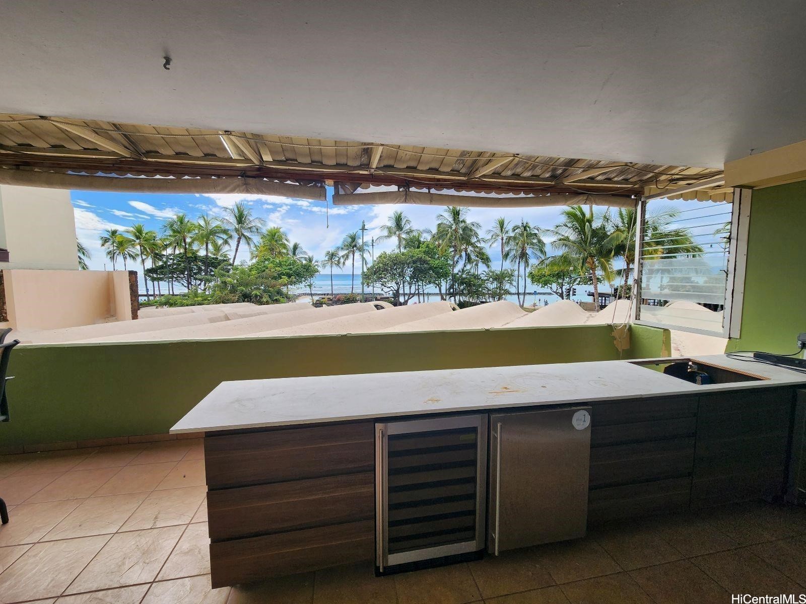 2500 Kalakaua Avenue 201 — photo