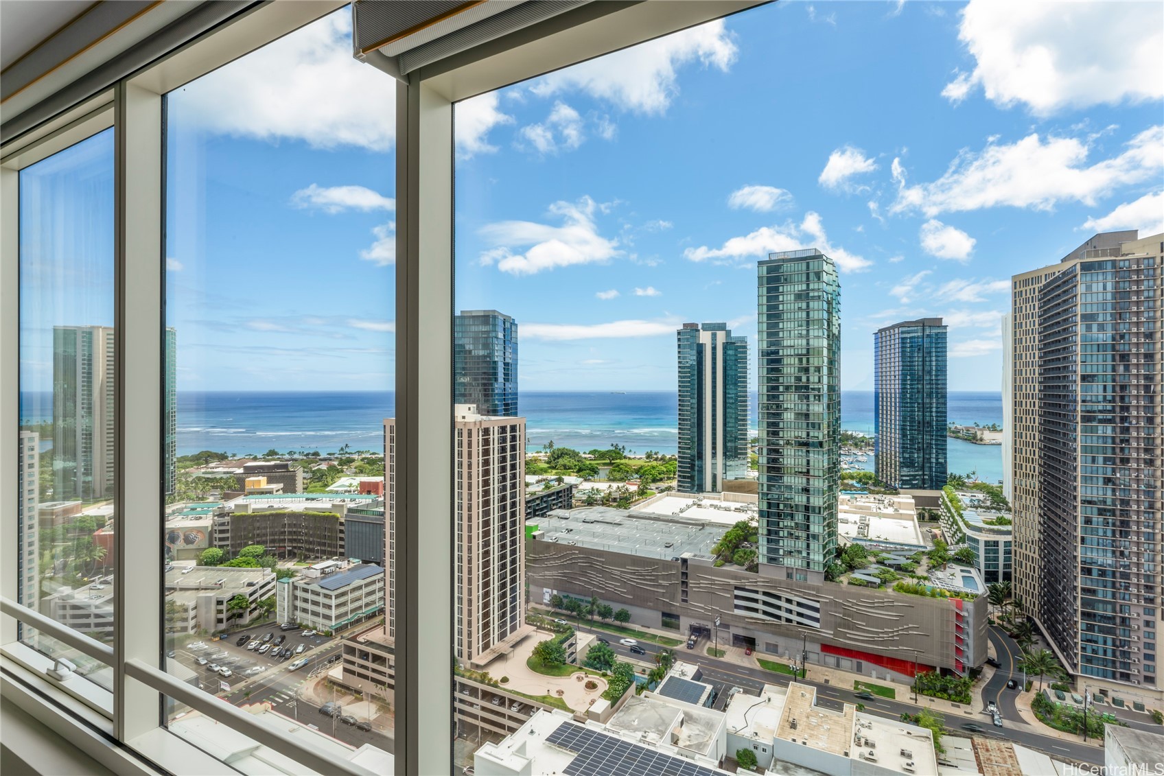 1009 Kapiolani Boulevard 3404 — photo