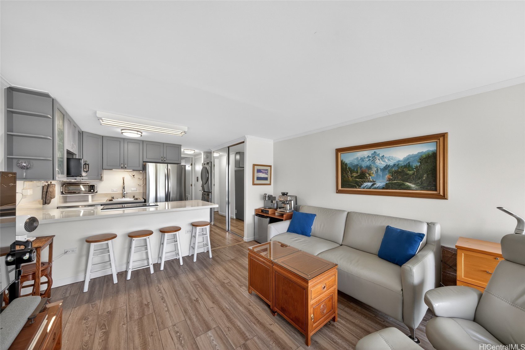 2611 Ala Wai Boulevard 1603 — photo