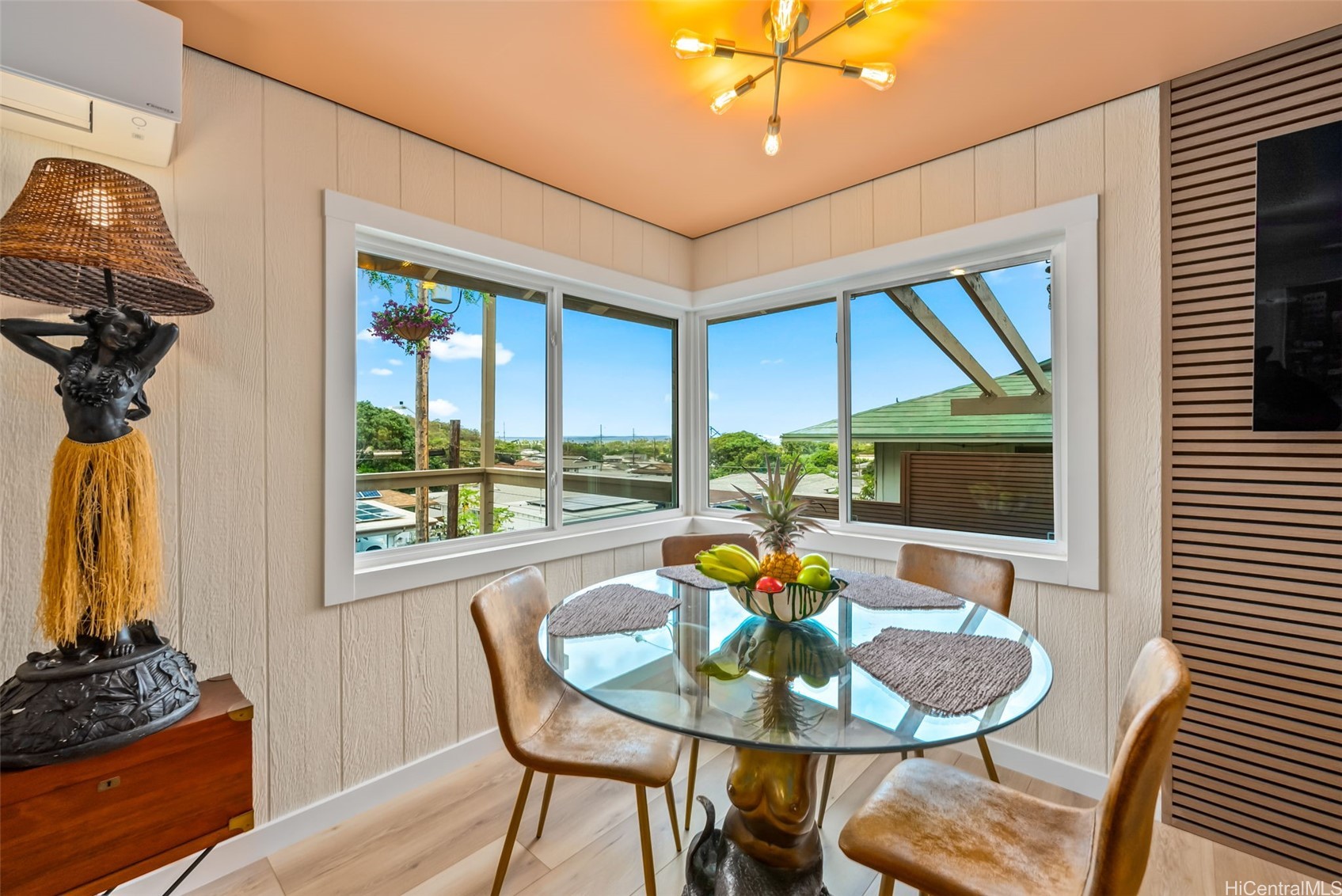 1358 Makaikoa Street — photo