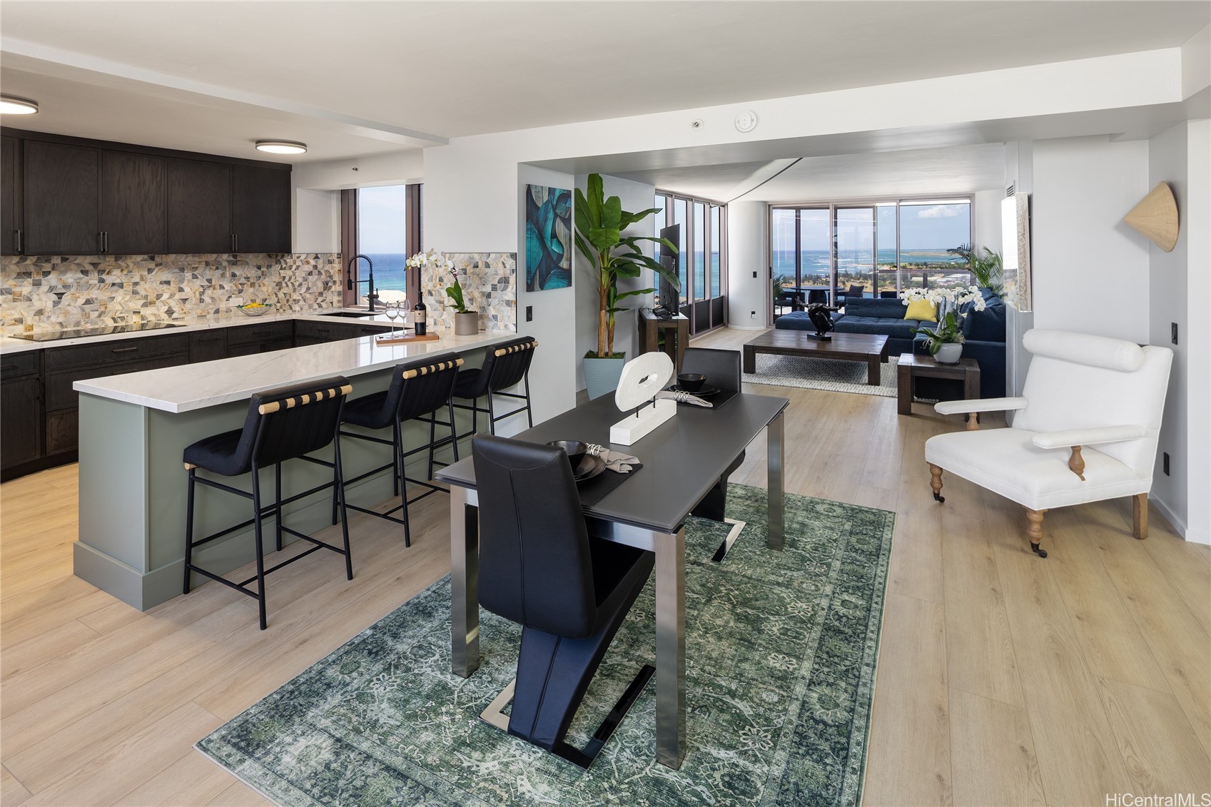 425 South Street Mauka 2401 — photo