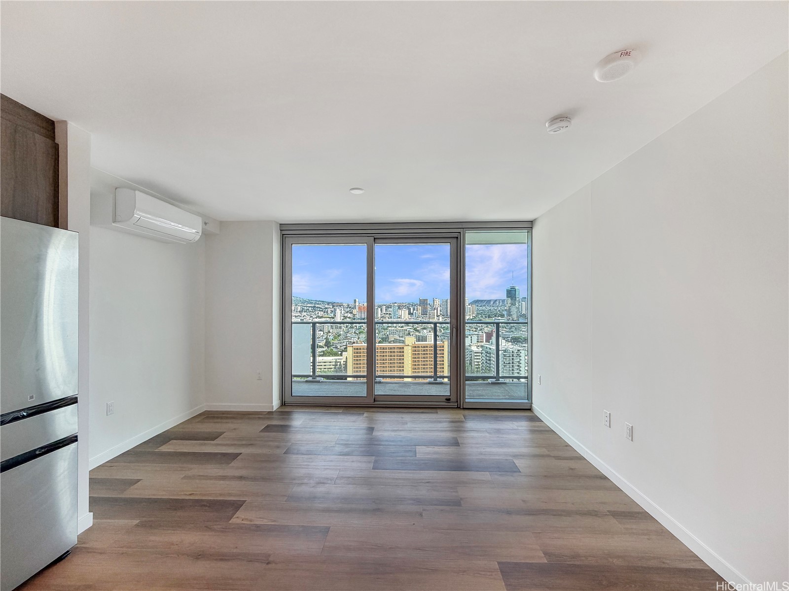 1500 Rycroft Street 2707 — photo