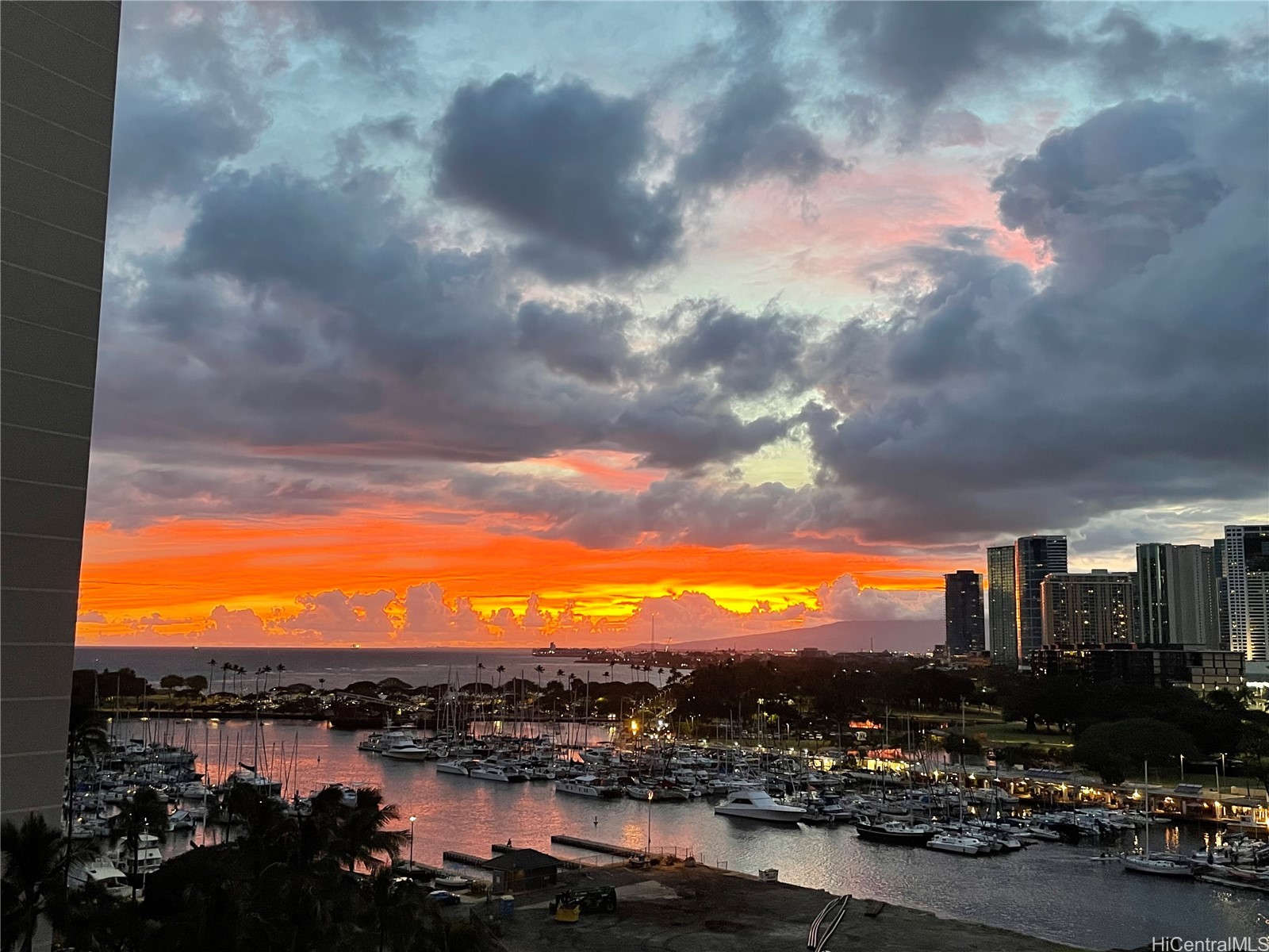 1684 Ala Moana Boulevard 952 — photo