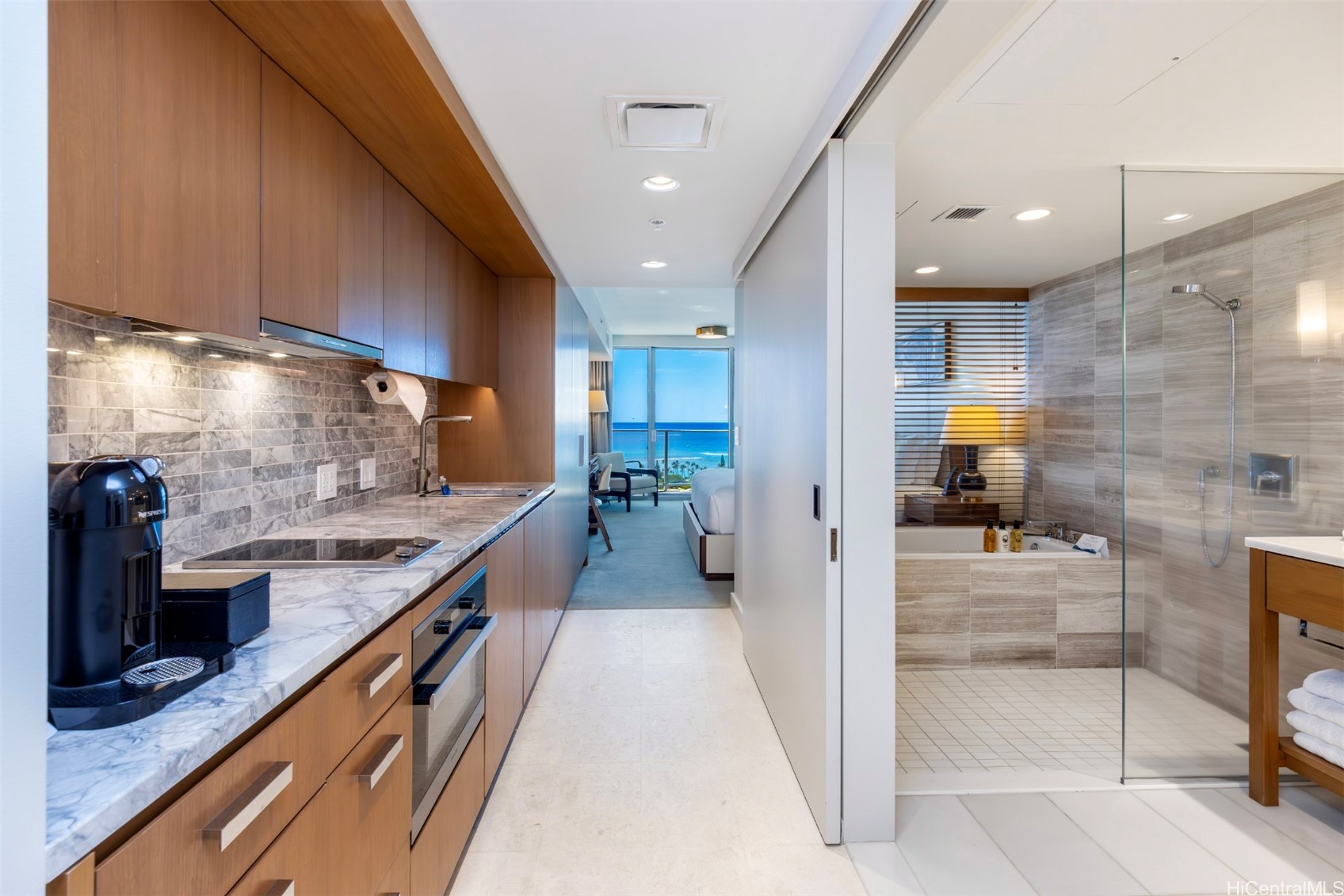 2139 Kuhio Avenue 2411 — photo
