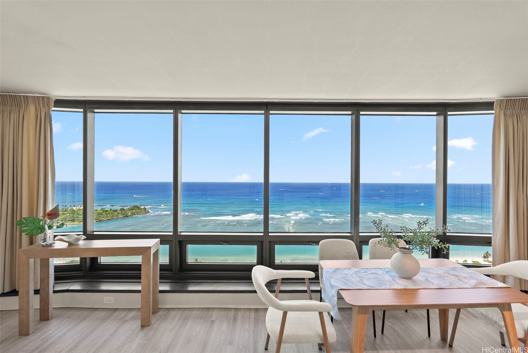 1330 Ala Moana Boulevard 3704 — photo