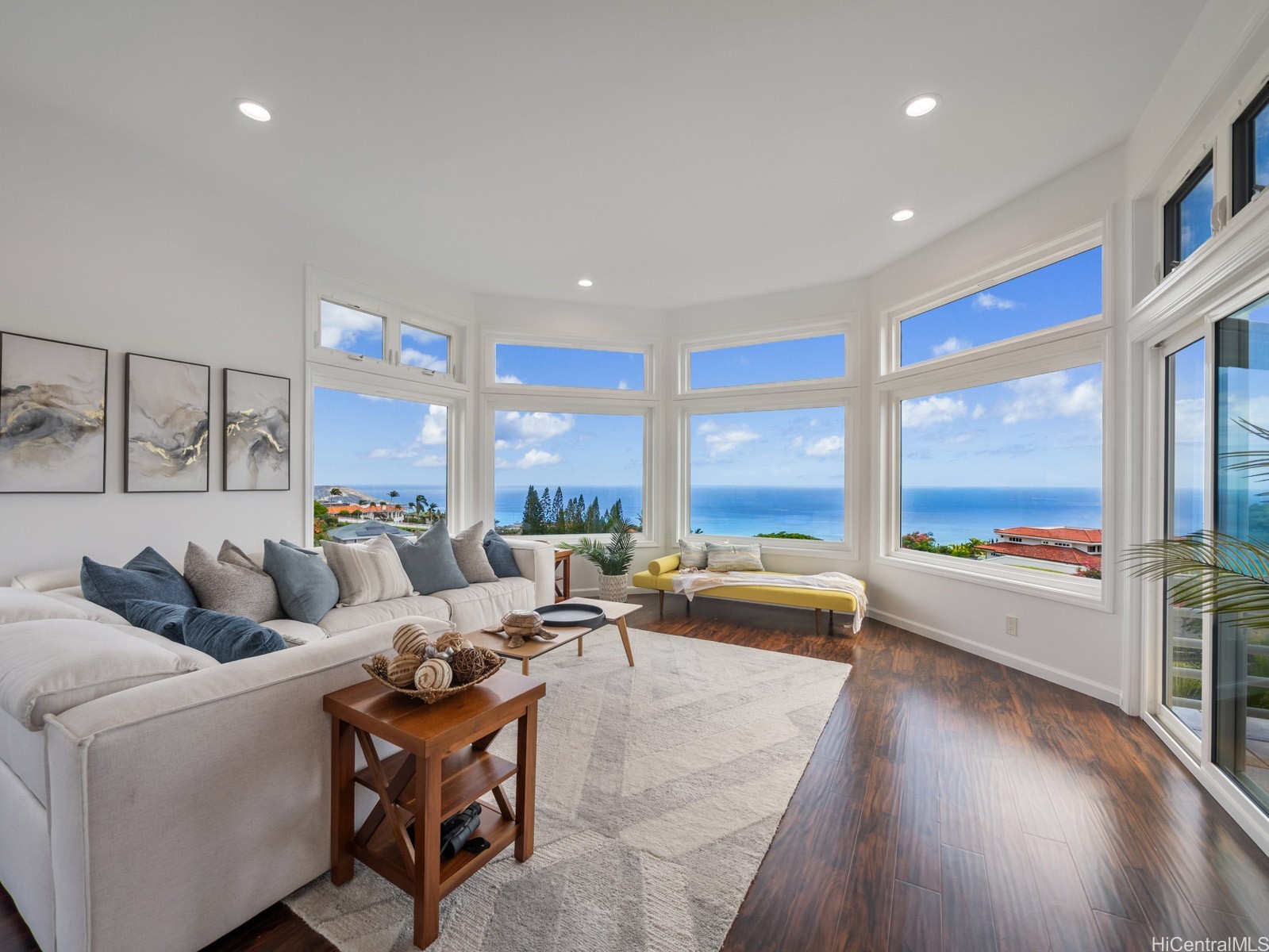 1179 Ikena Circle — photo