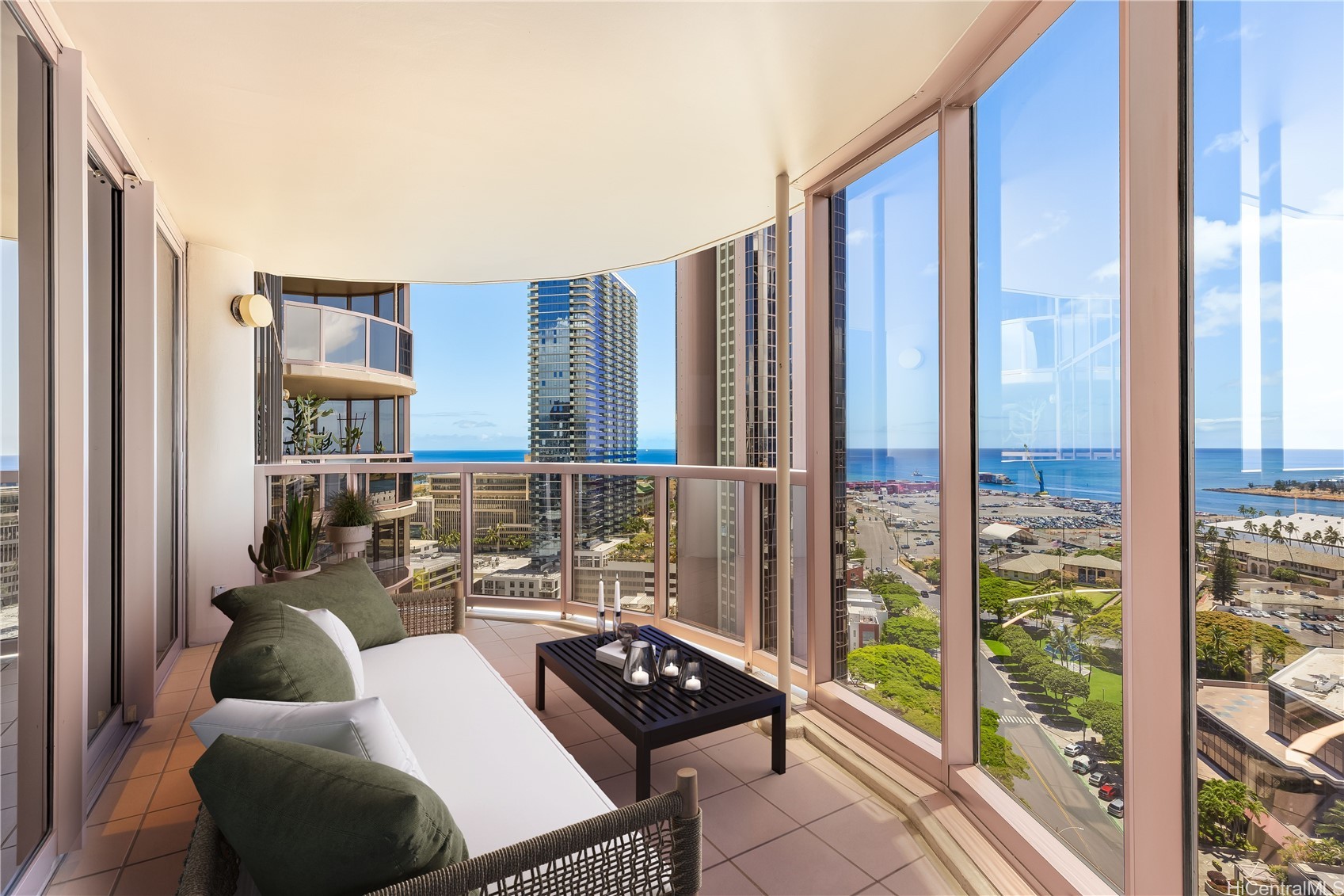 425 South Street 2203 — photo
