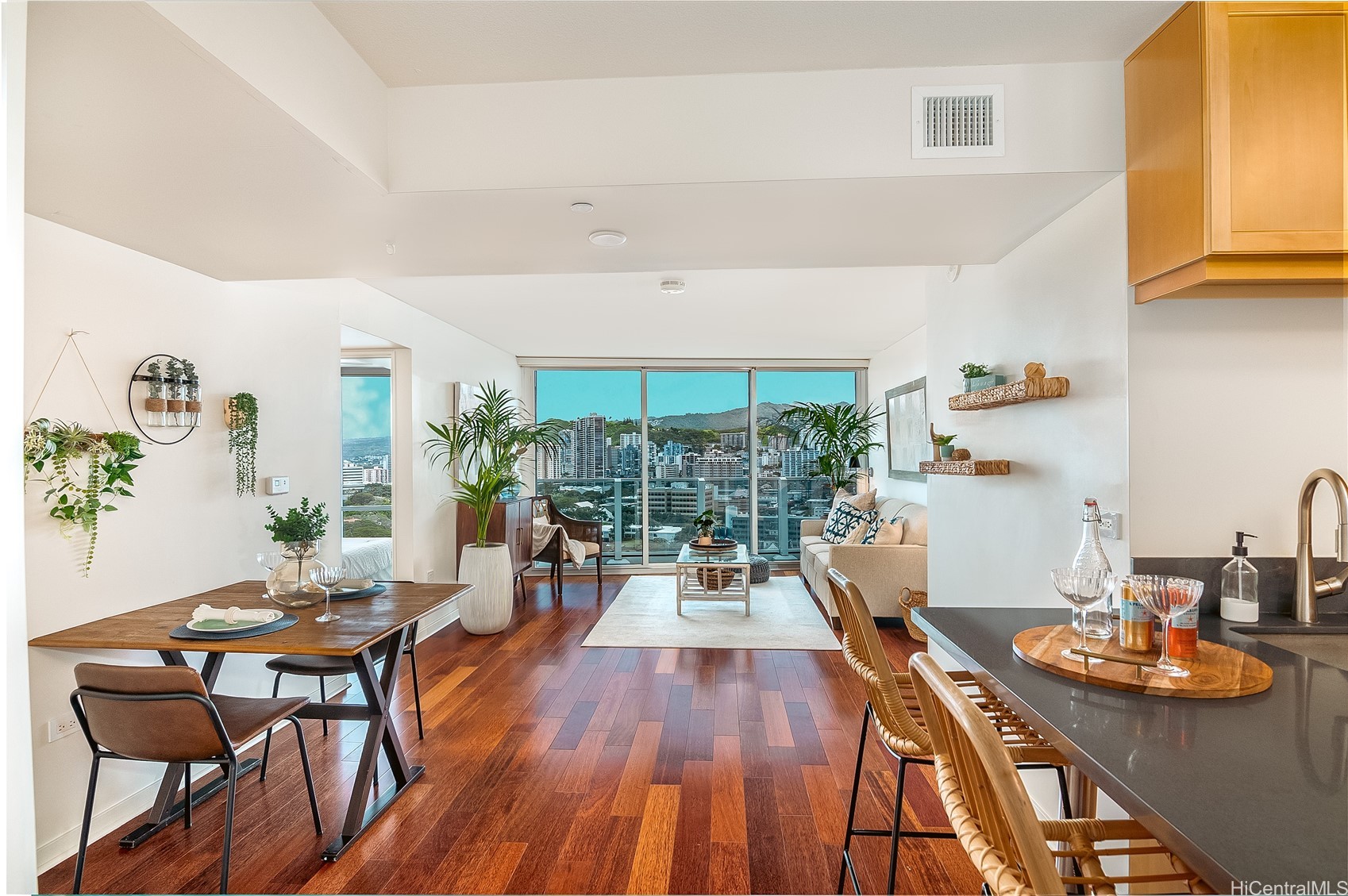 1296 Kapiolani Boulevard II2309 — photo