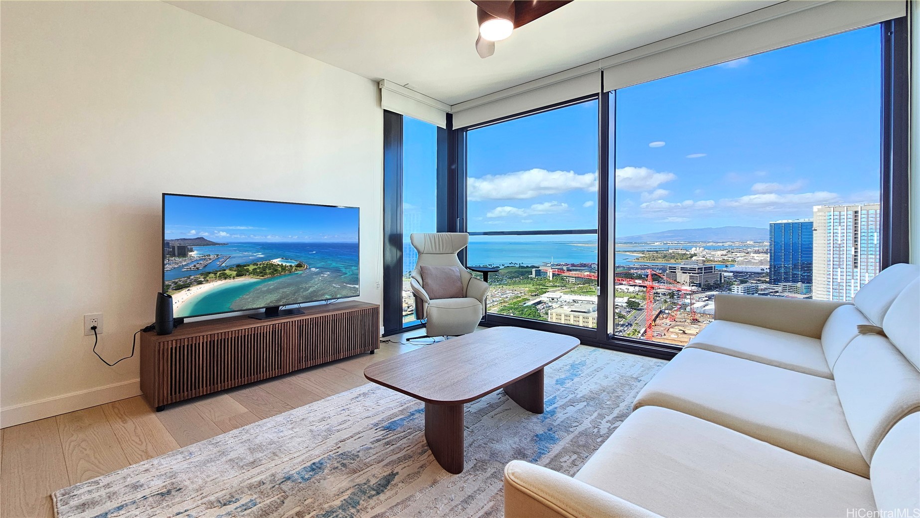 1100 Ala Moana Boulevard 3107 — photo