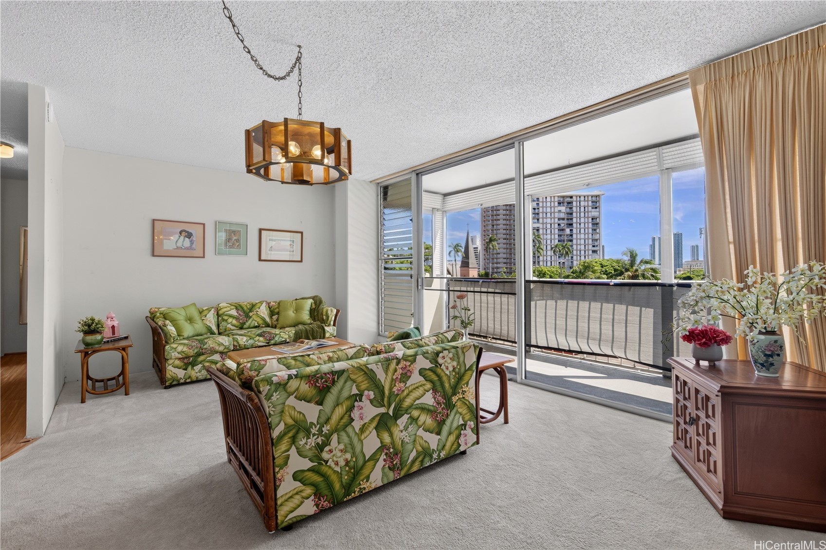 1716 Keeaumoku Street 303 — photo
