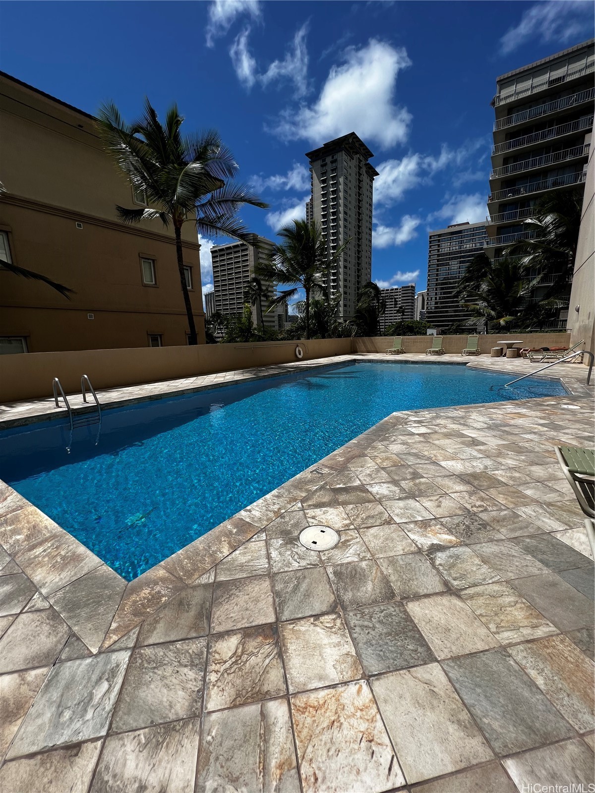 2121 Ala Wai Boulevard 1101 — photo