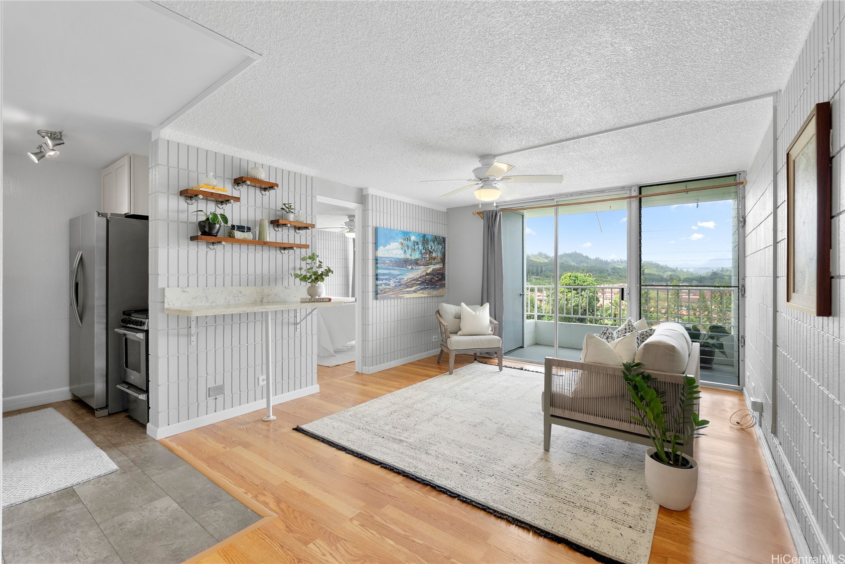 46-283 Kahuhipa Street C802 — photo