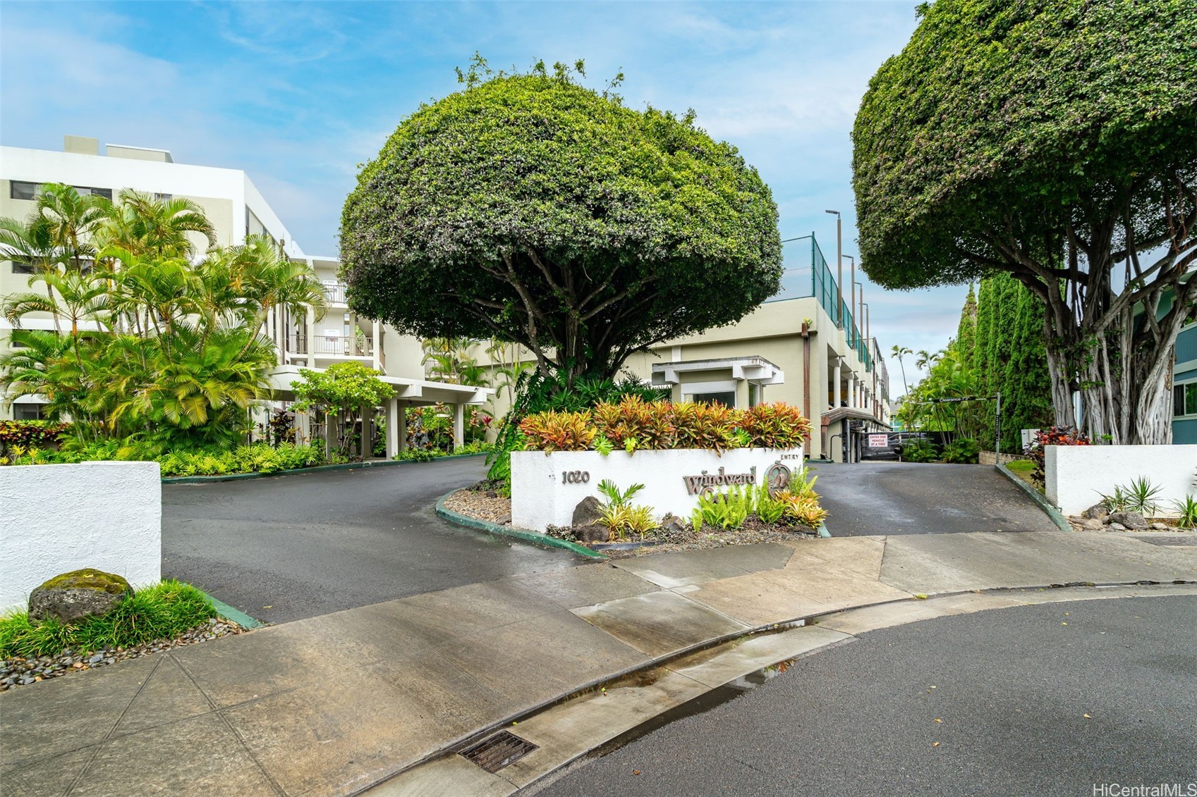 1020 Aoloa Place 311B — photo