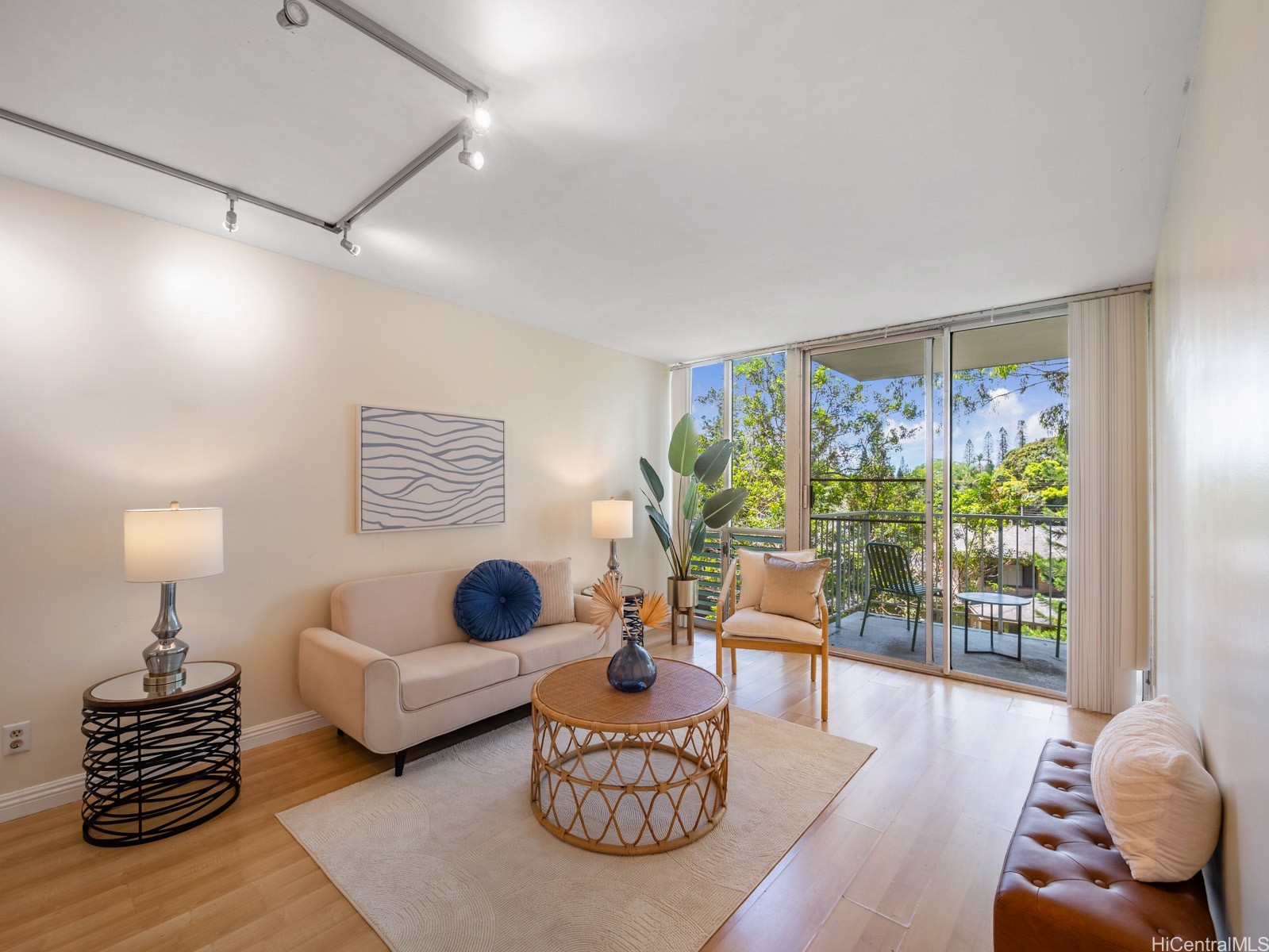 1600 Wilikina Drive C404 — photo