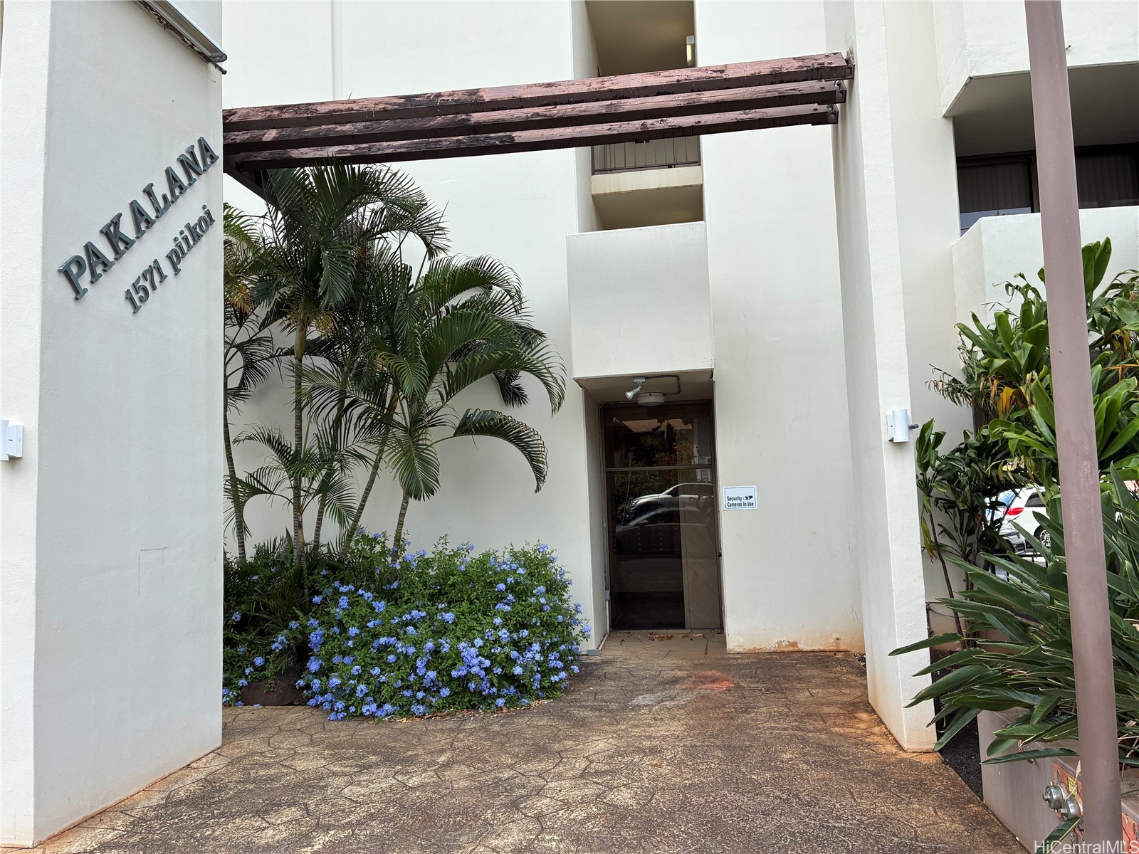 1571 Piikoi Street 1503 — photo