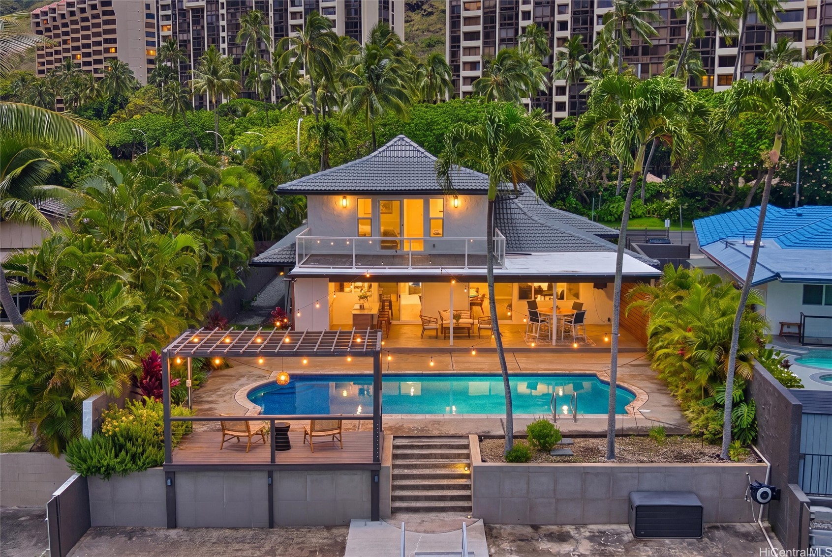 6703 Hawaii Kai Drive — photo