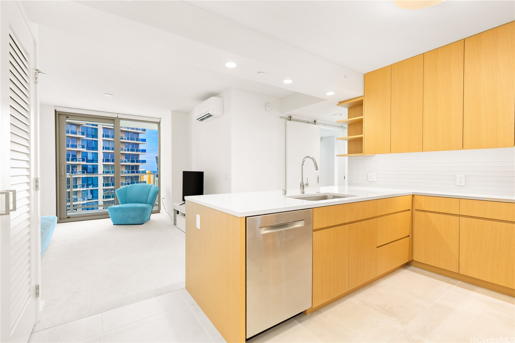 1388 Kapiolani Boulevard 3302 — photo