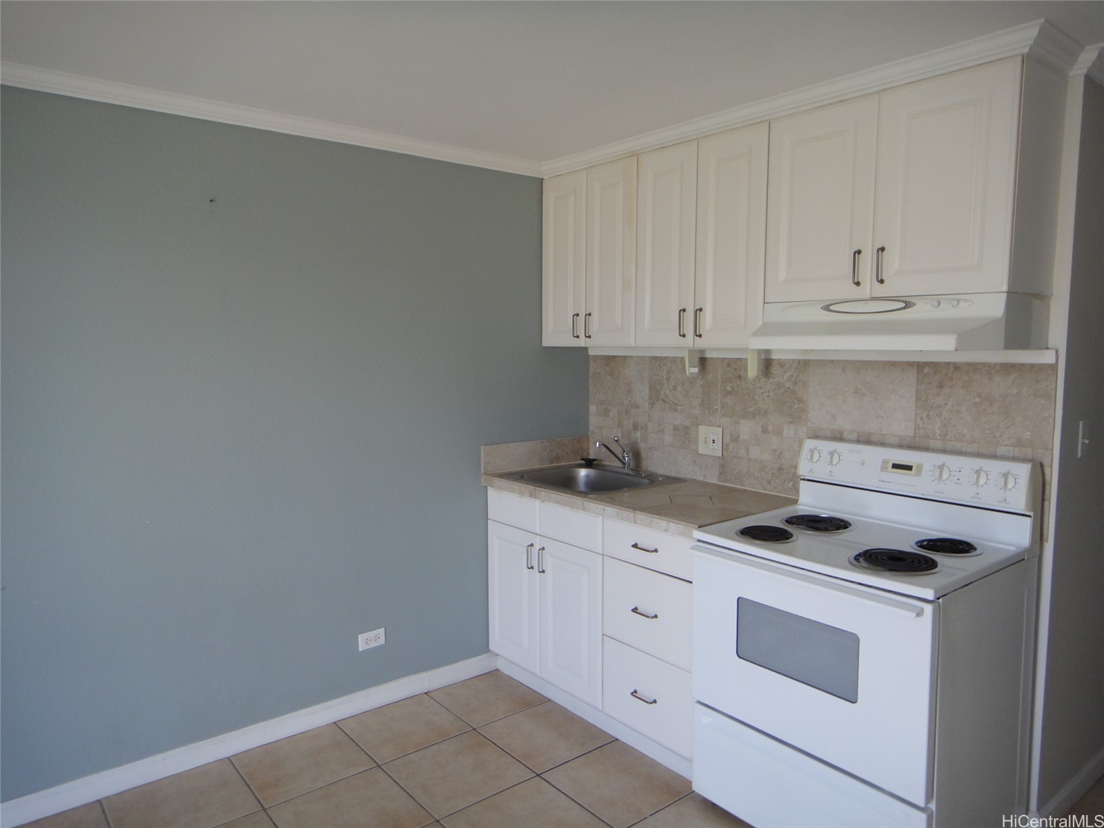 2211 Ala Wai Boulevard 2103 — photo