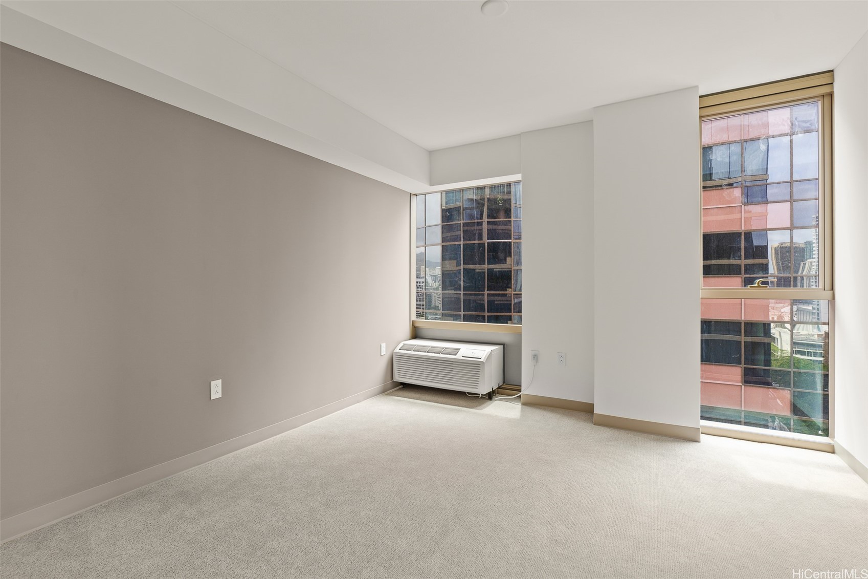 1390 Kapiolani Boulevard 1403 — photo