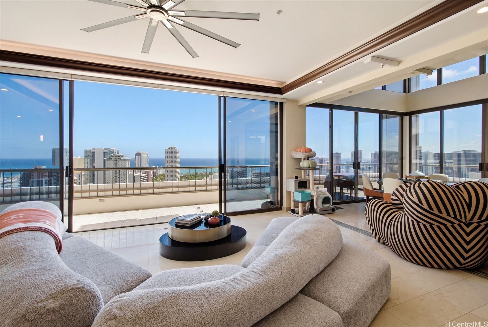 2333 Kapiolani Boulevard 3517 — photo