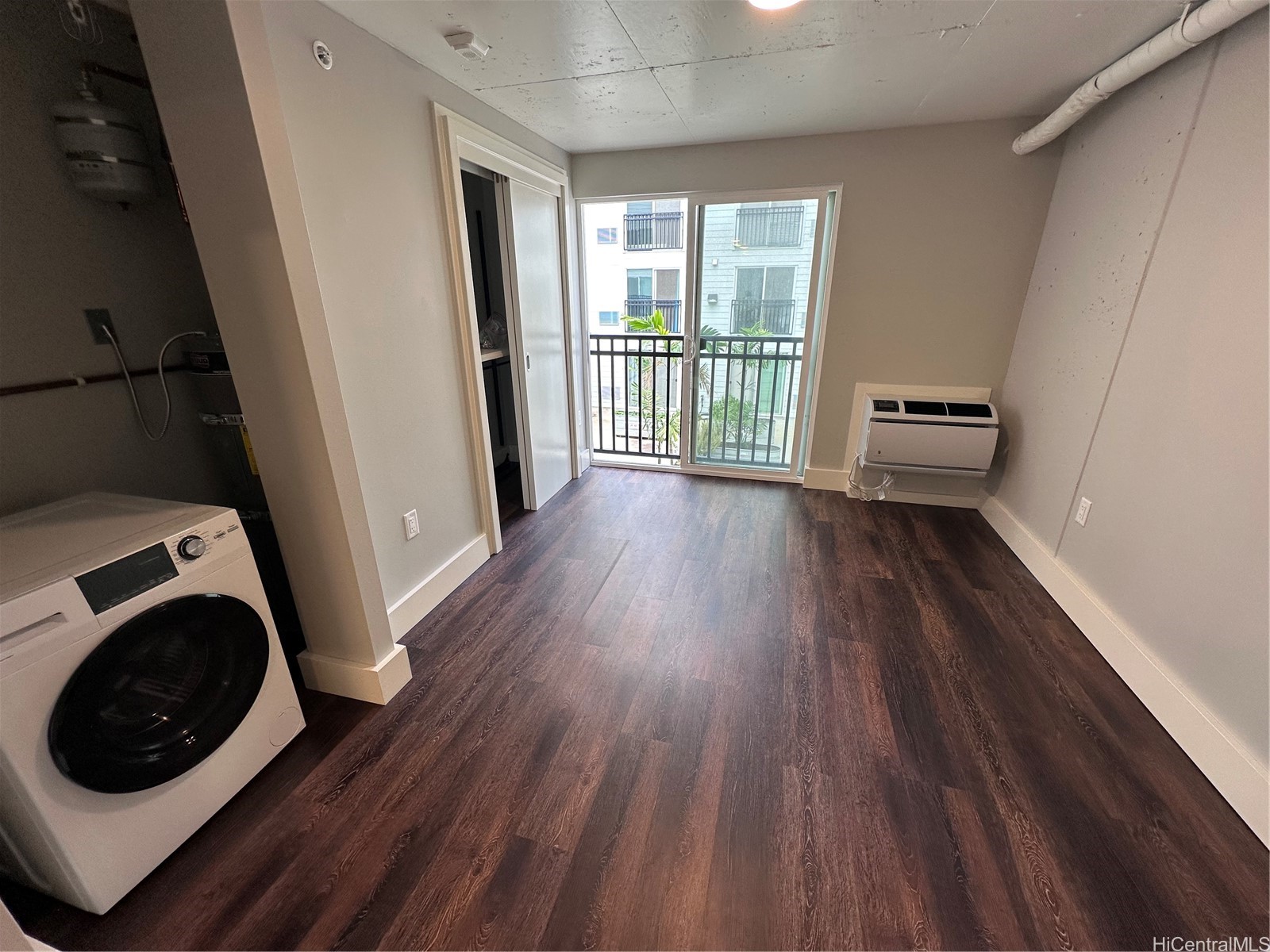 803 Waimanu Street 319 — photo