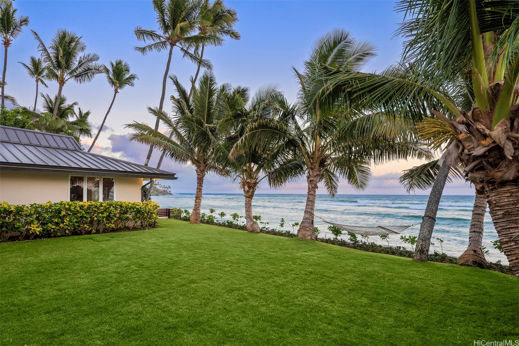 3735 C Diamond Head Road — photo